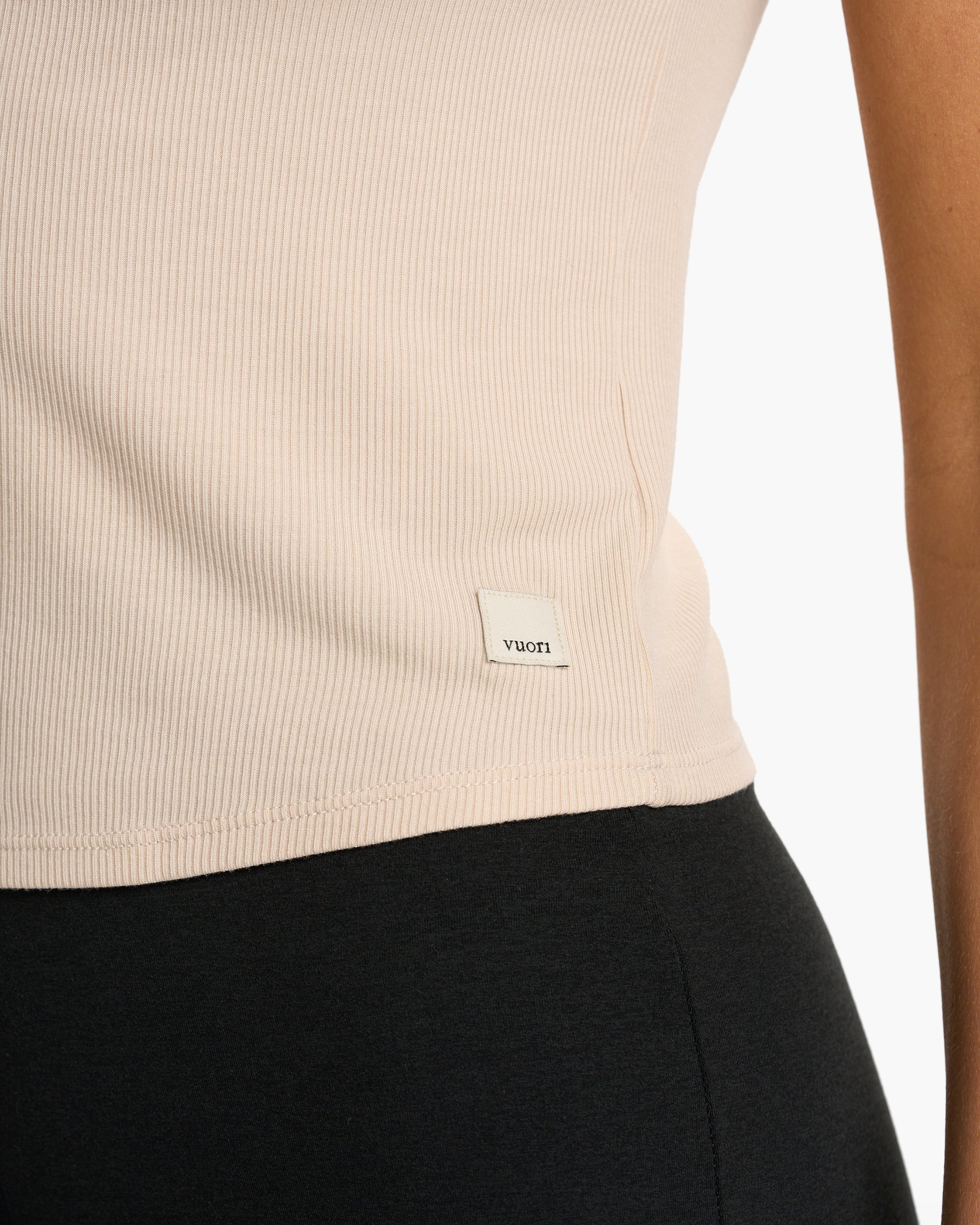 Cove Cut Out Tee | Dune