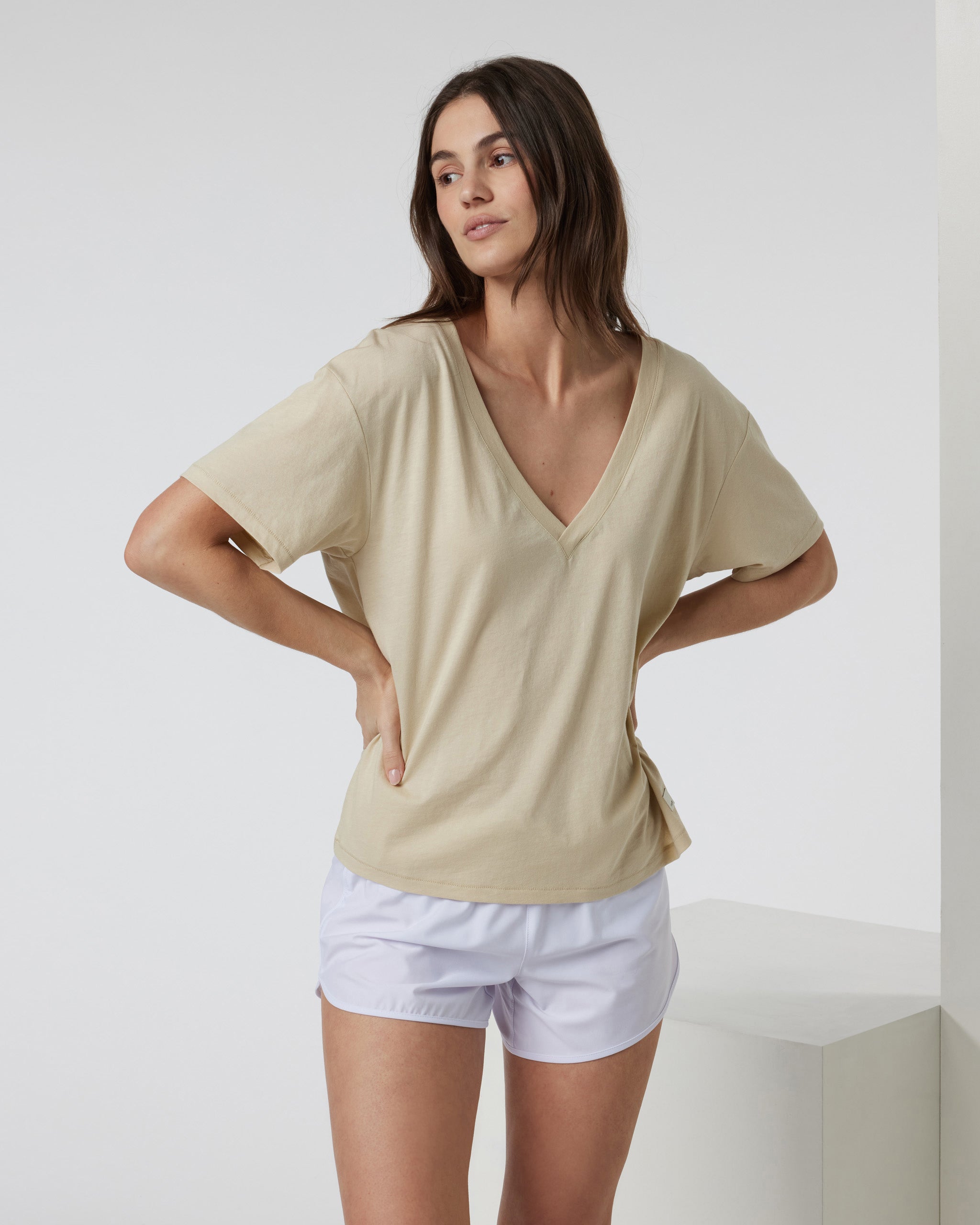 Sutton V-Neck | Cashew