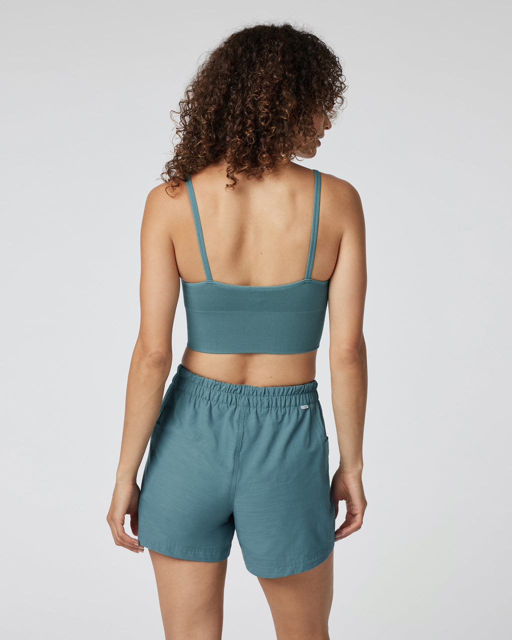 Quince Seamless Crop | Iron