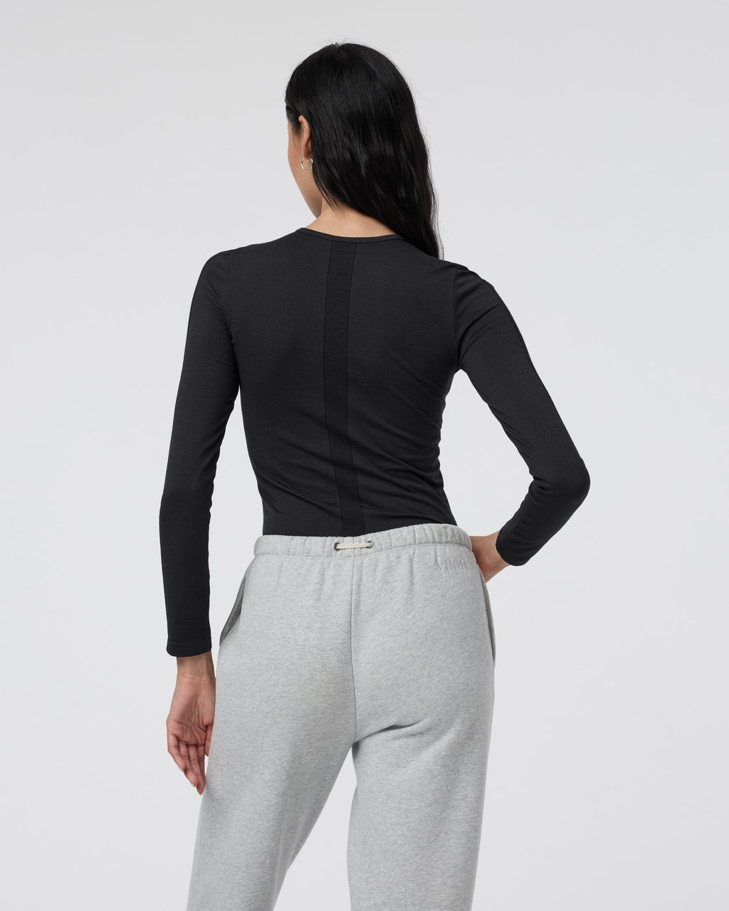 Long Sleeve Apres Sport Seamless Top | Black