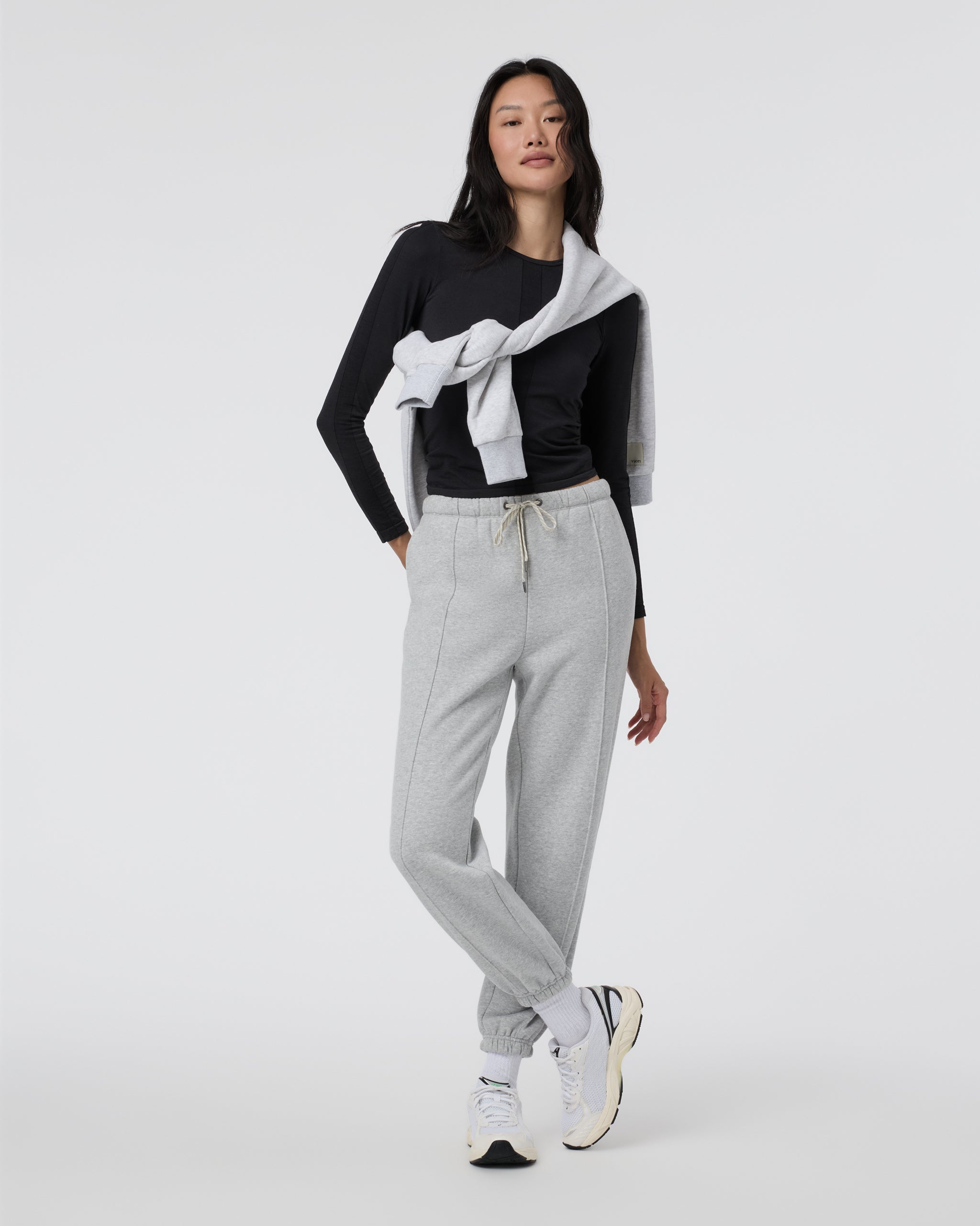 Long Sleeve Apres Sport Seamless Top | Black