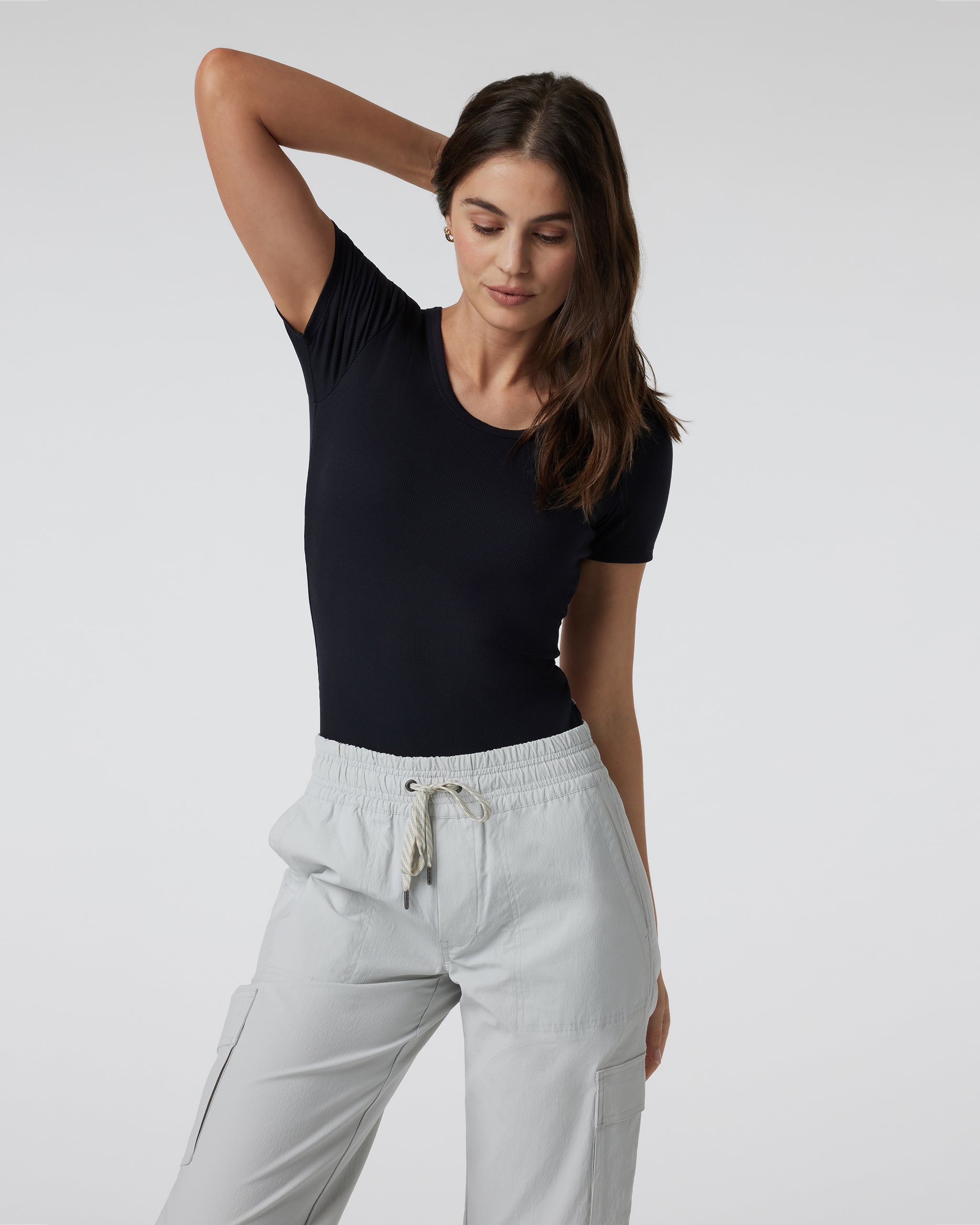 Short Sleeve Pose Bodysuit | Black