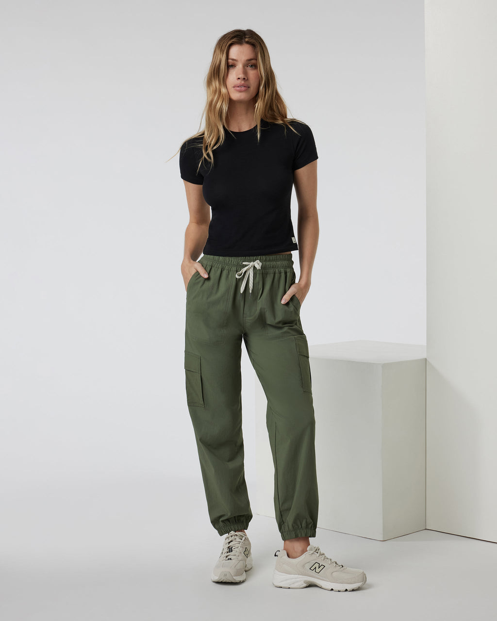 Feather Baby Tee | Black