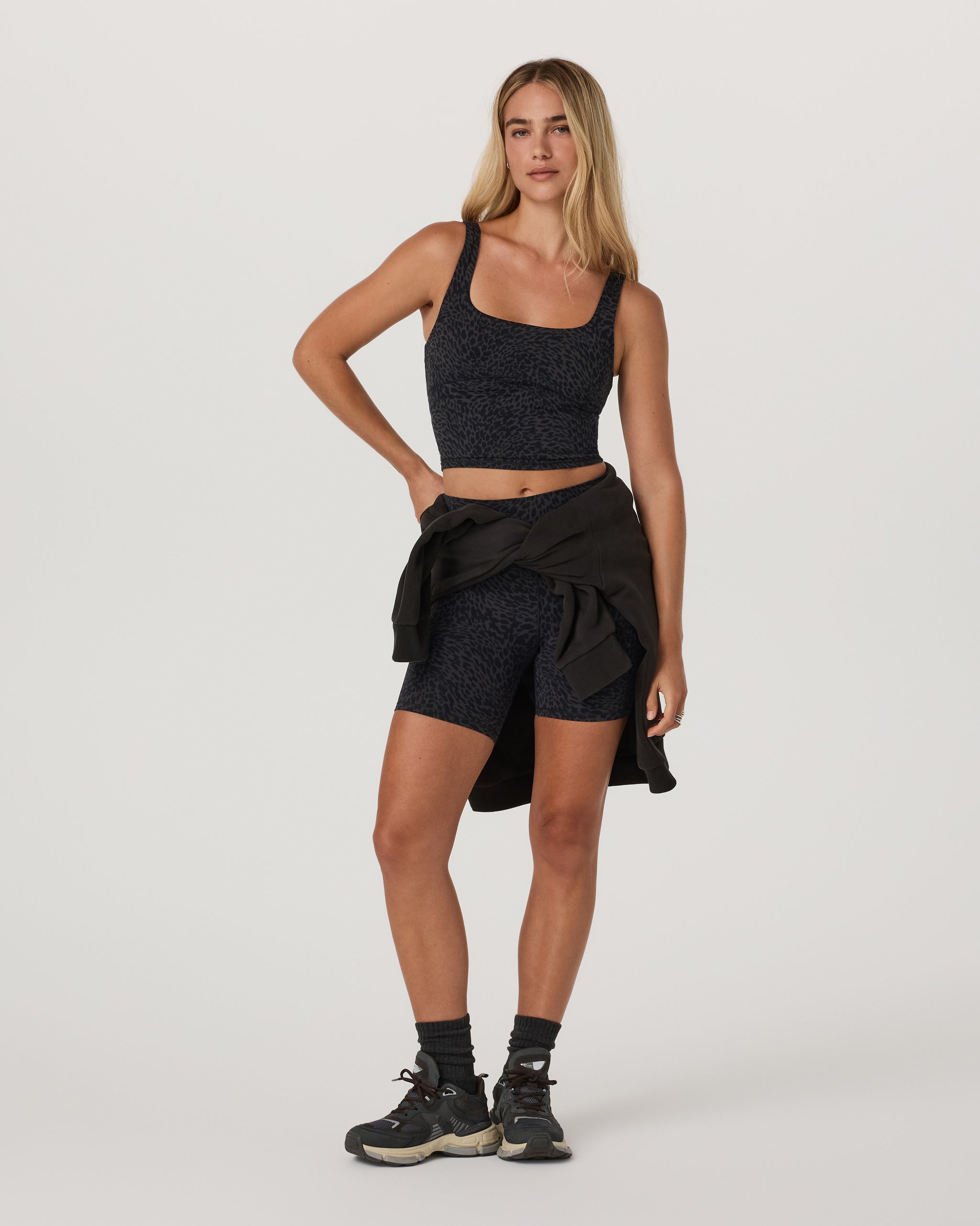 Vuori AllTheForm™ Support Tank | Black Blurred Torrent