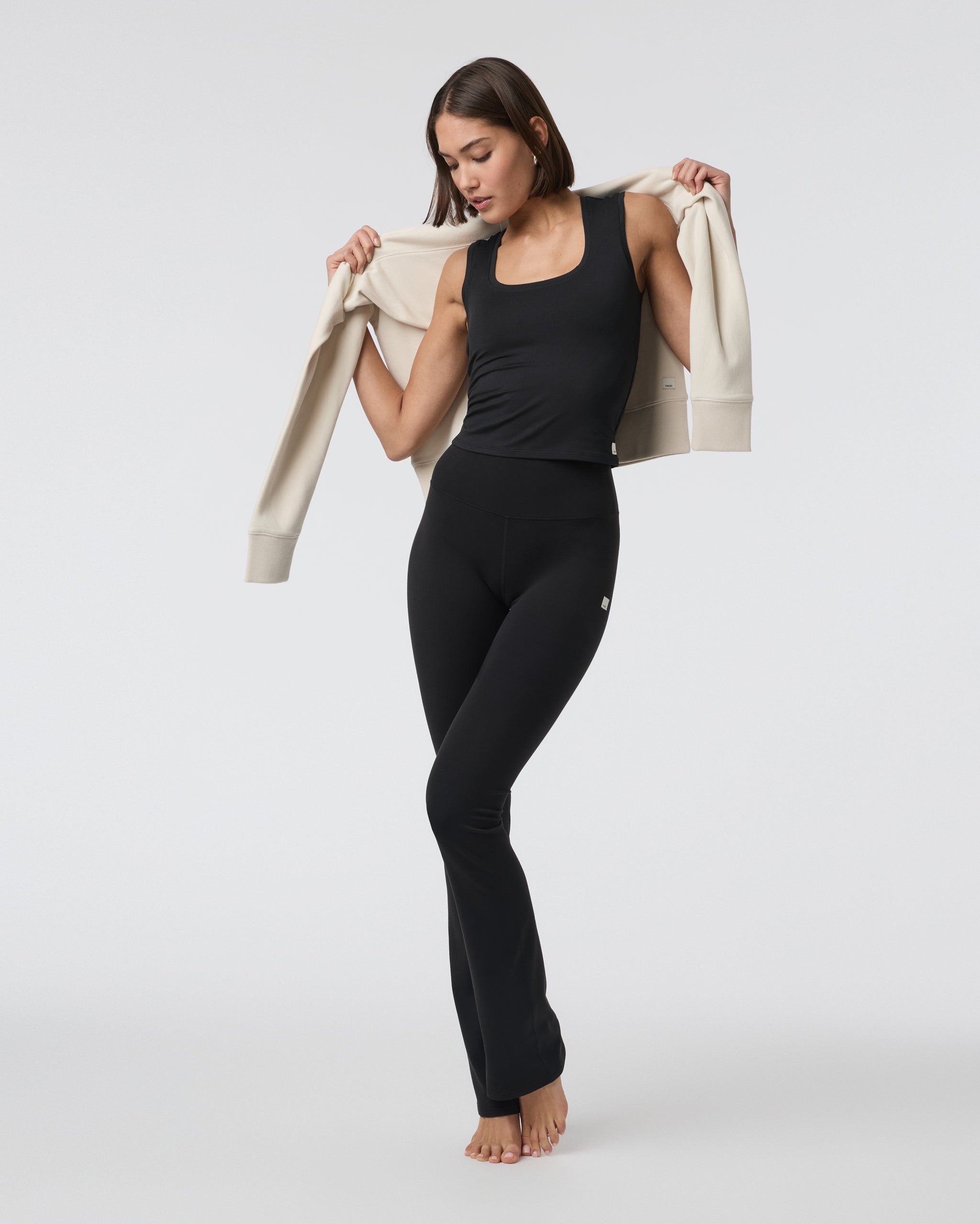 Halo Essential Scoop Tank | Solid Black