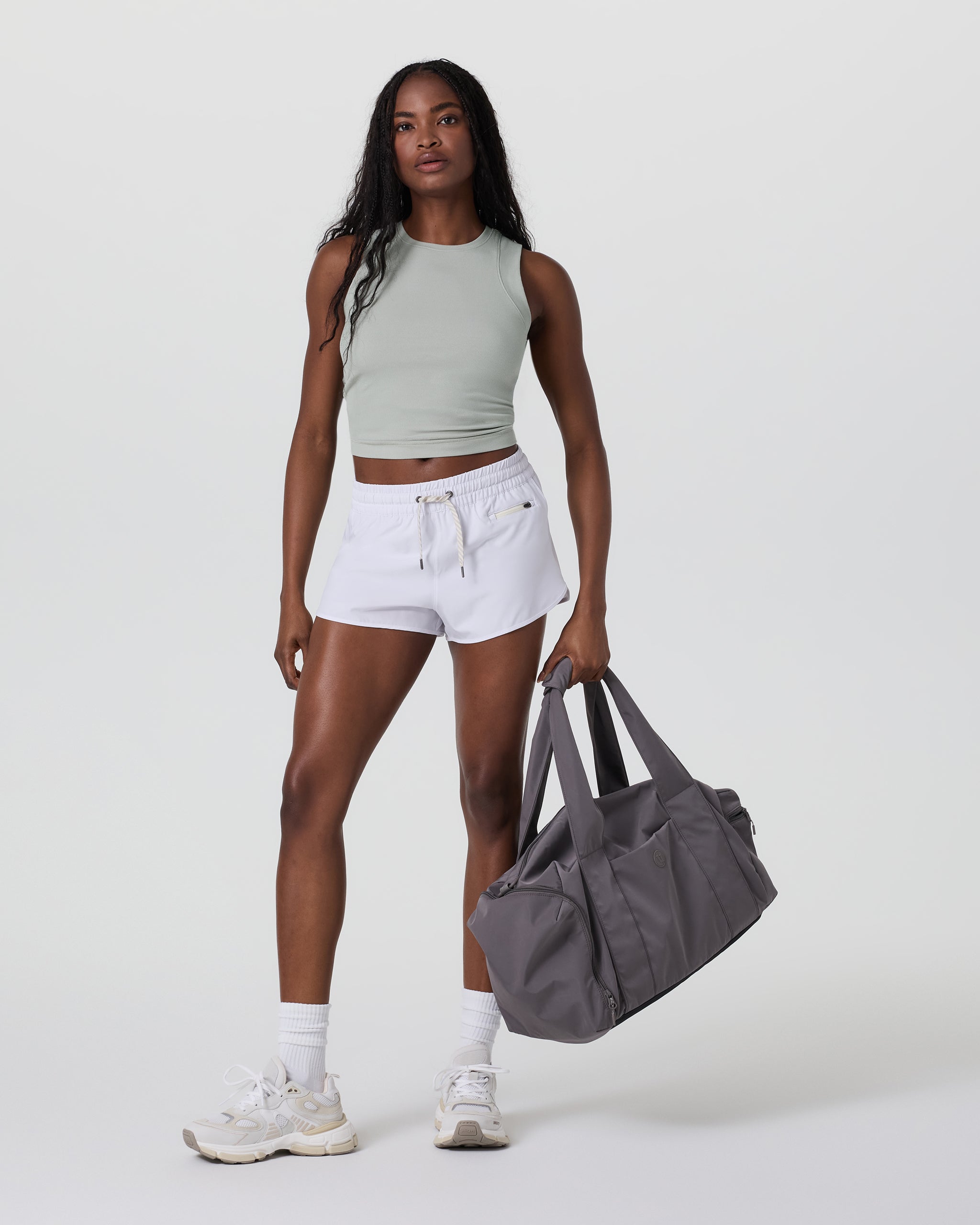 Pose Modern Tank | Talc