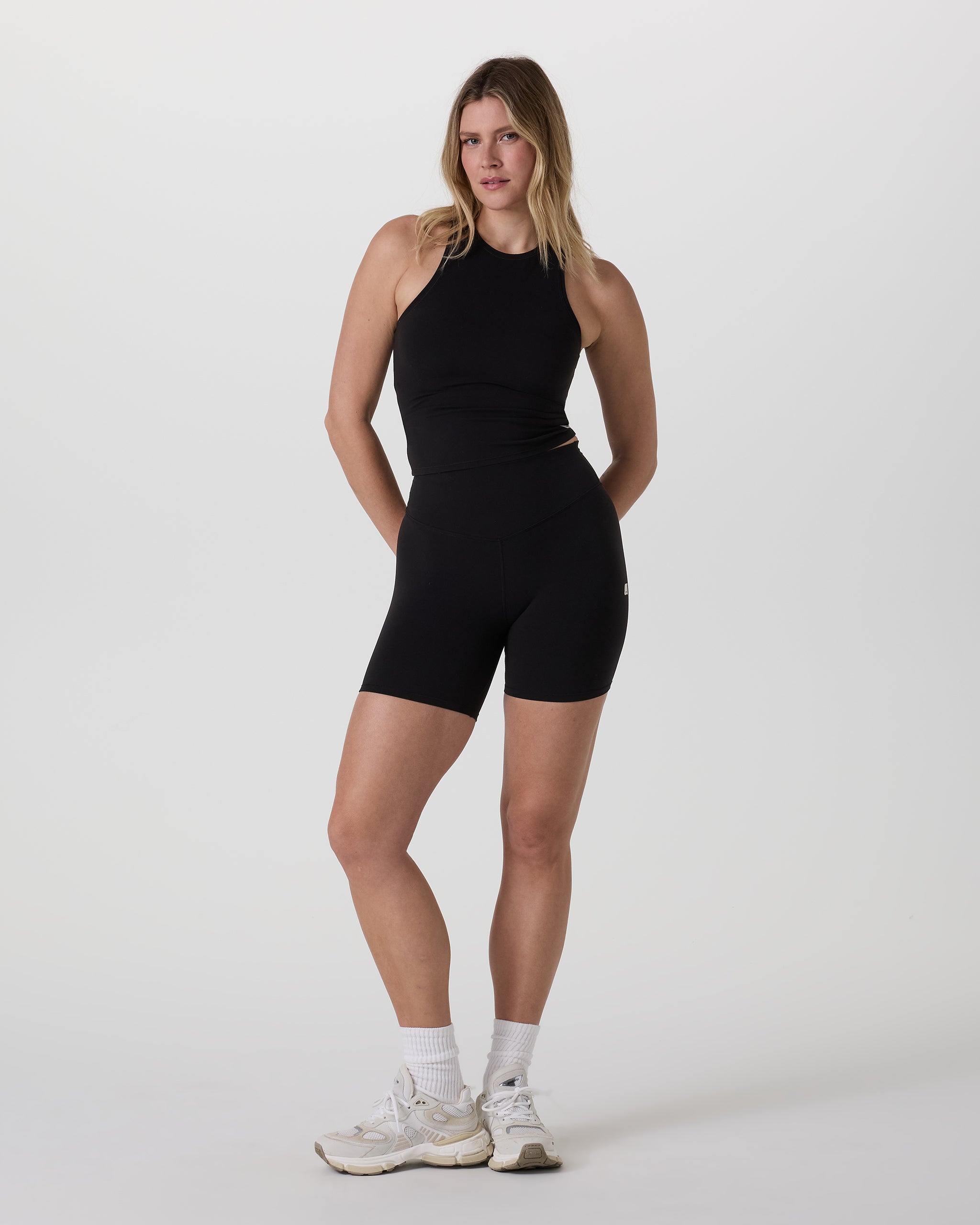 Vuori AllTheFeels™ Crew Tank | Black