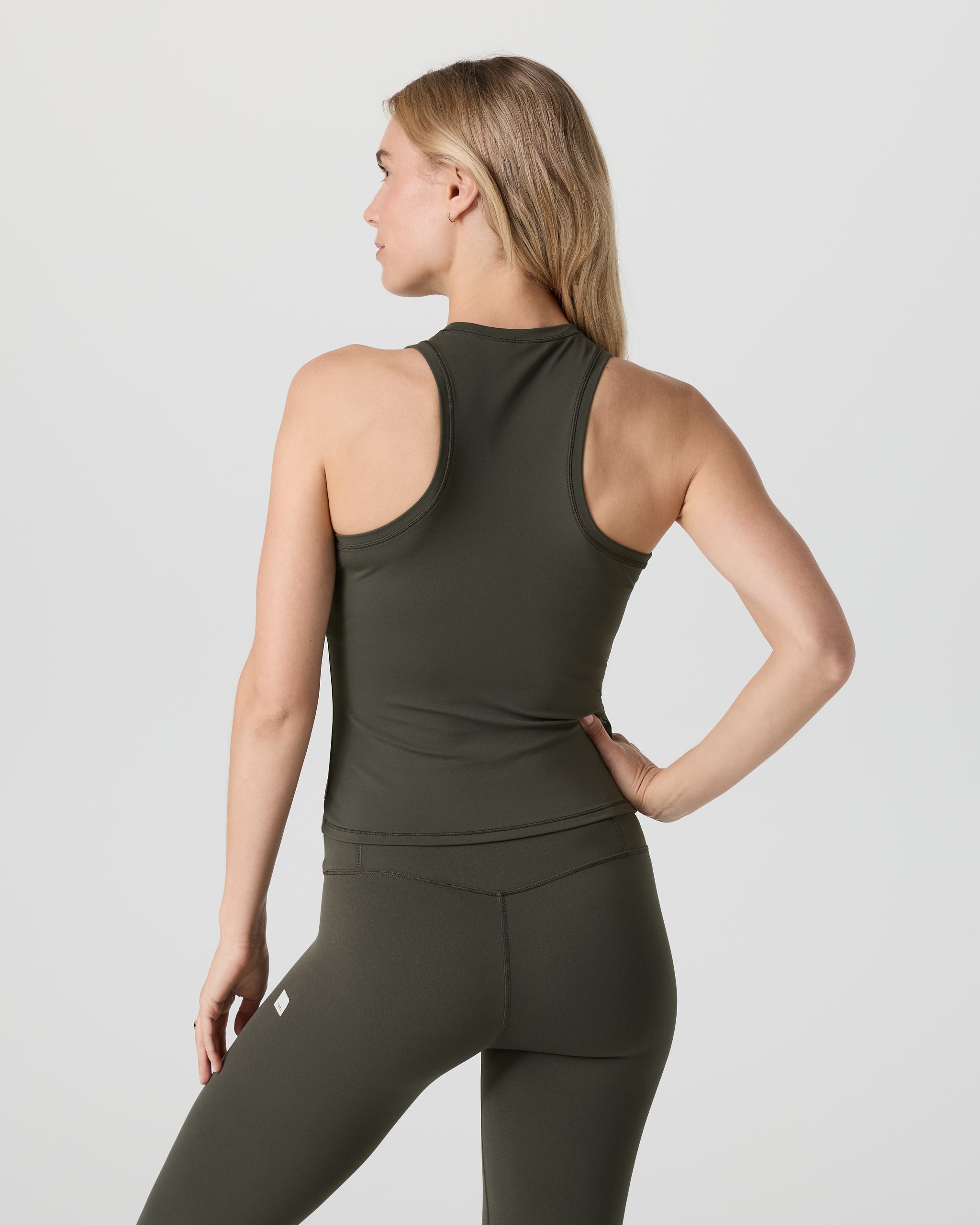 Vuori AllTheFeels™ Crew Tank | Kale