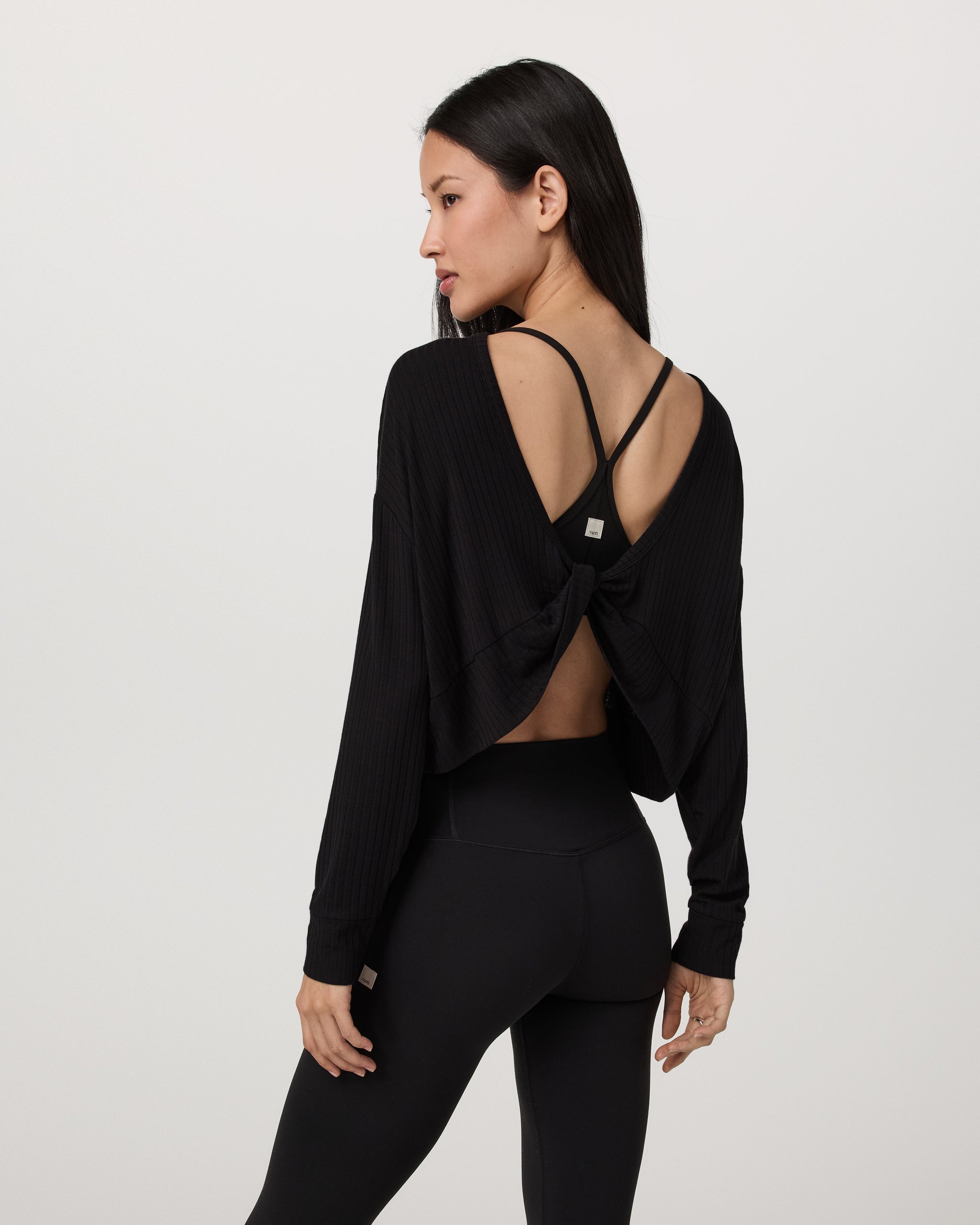 Long Sleeve Twist Top | Black