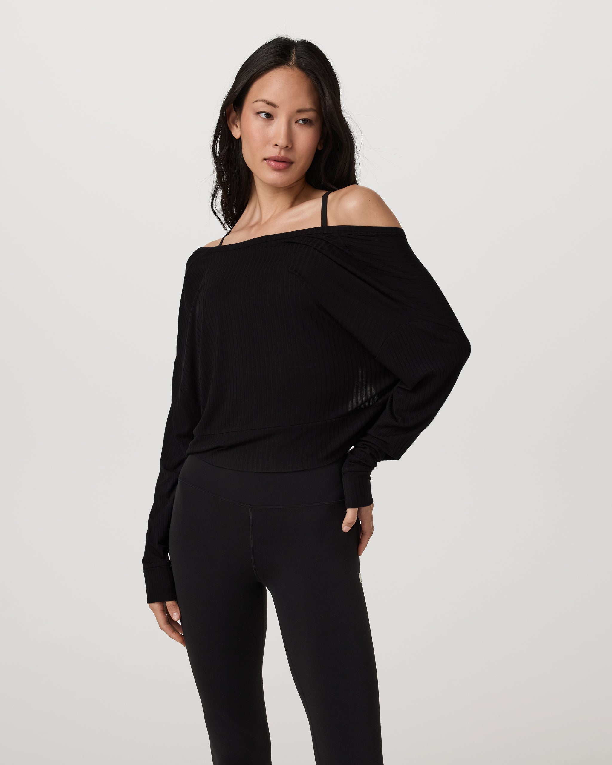 Long Sleeve Twist Top | Black