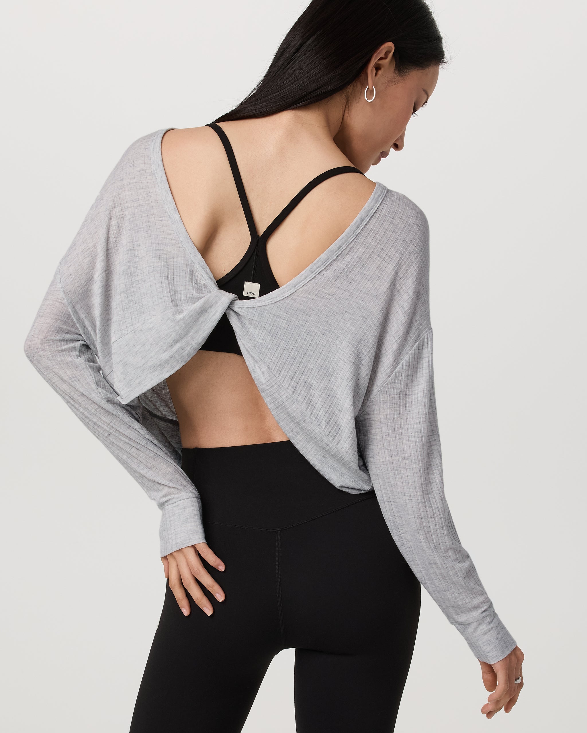 Long Sleeve Twist Top | Light Heather Grey