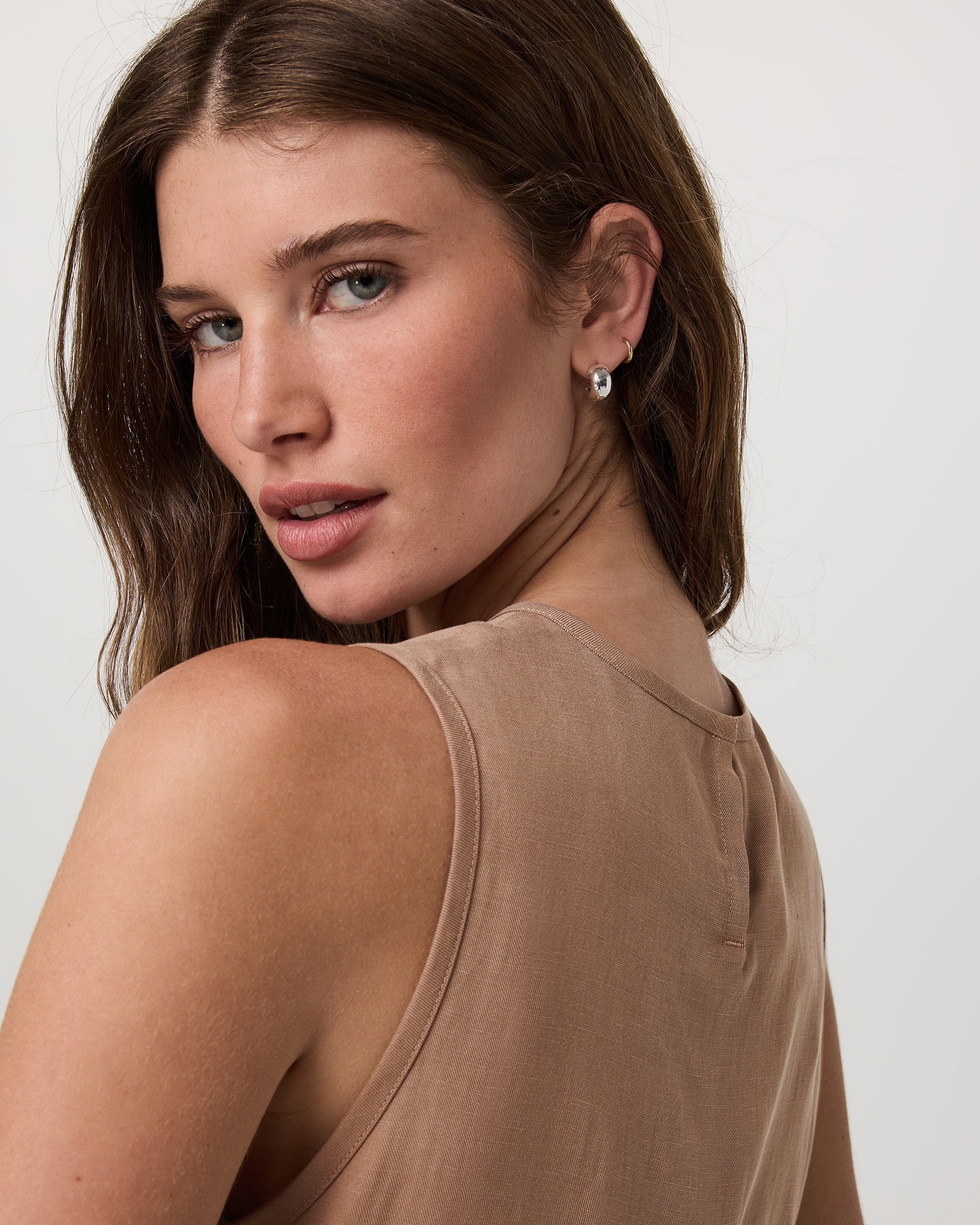 Trestles Twill Crop Tank | Nutmeg
