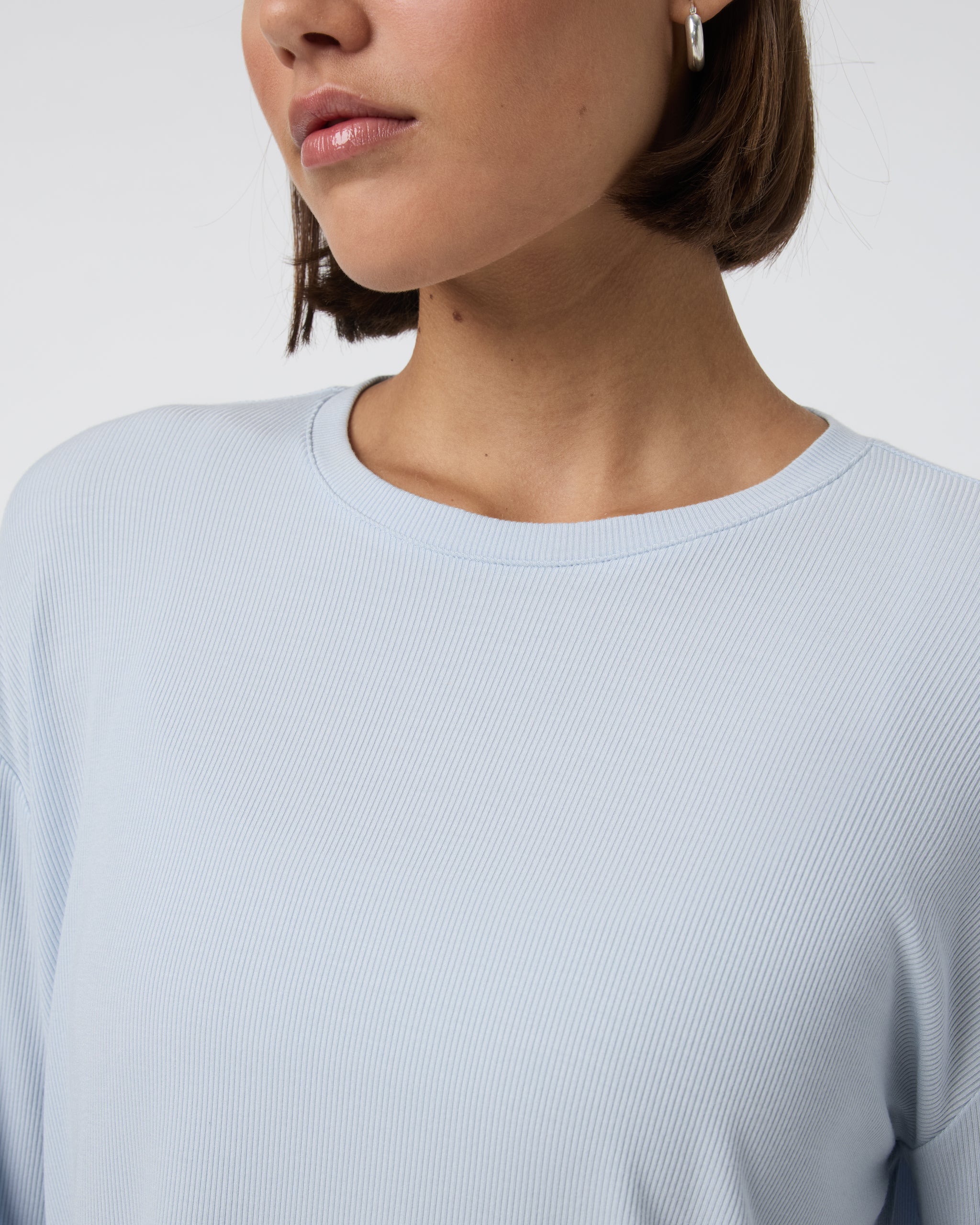 Long Sleeve Cove Relaxed Tee | Atmosphere