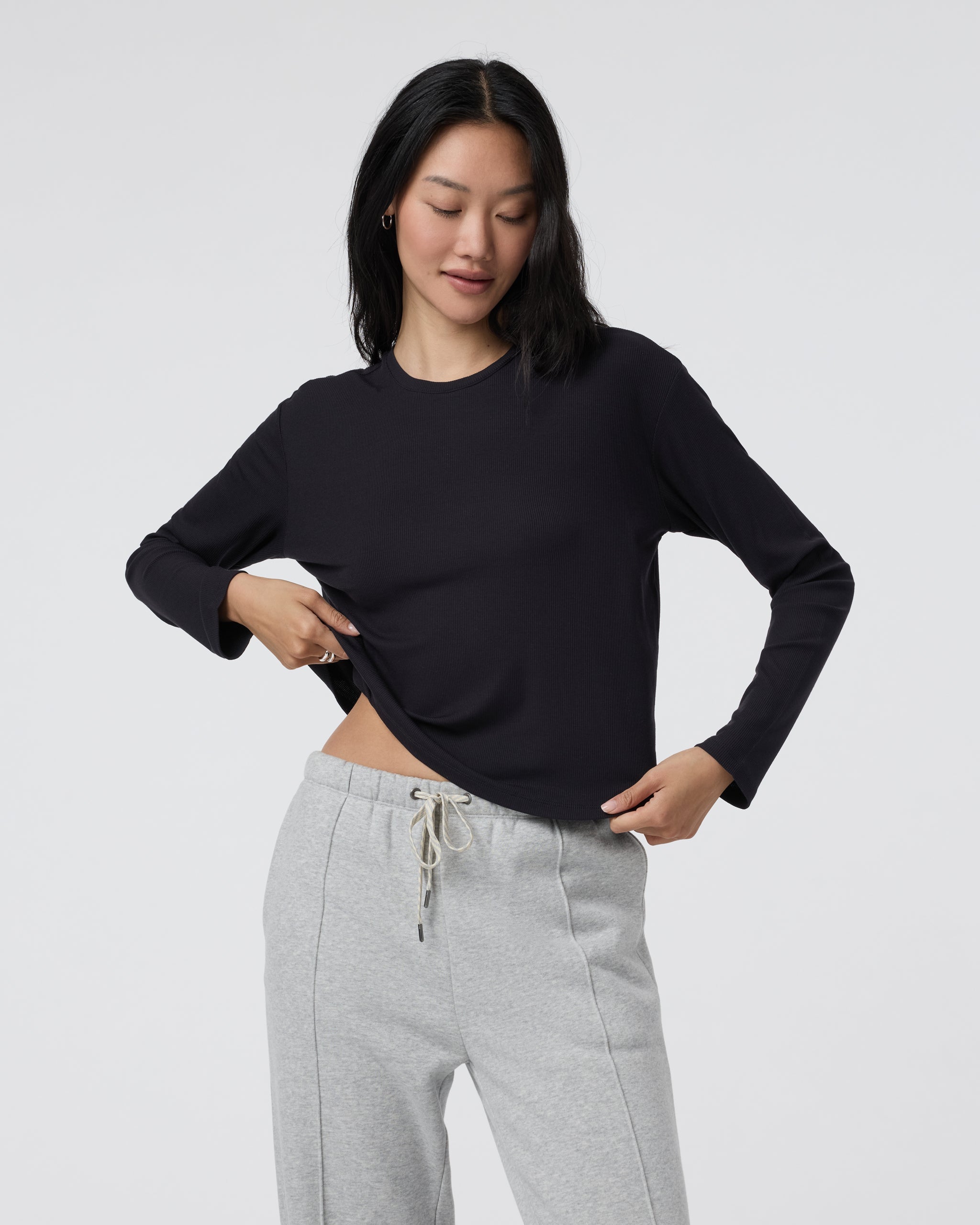 Long Sleeve Cove Relaxed Tee | Black