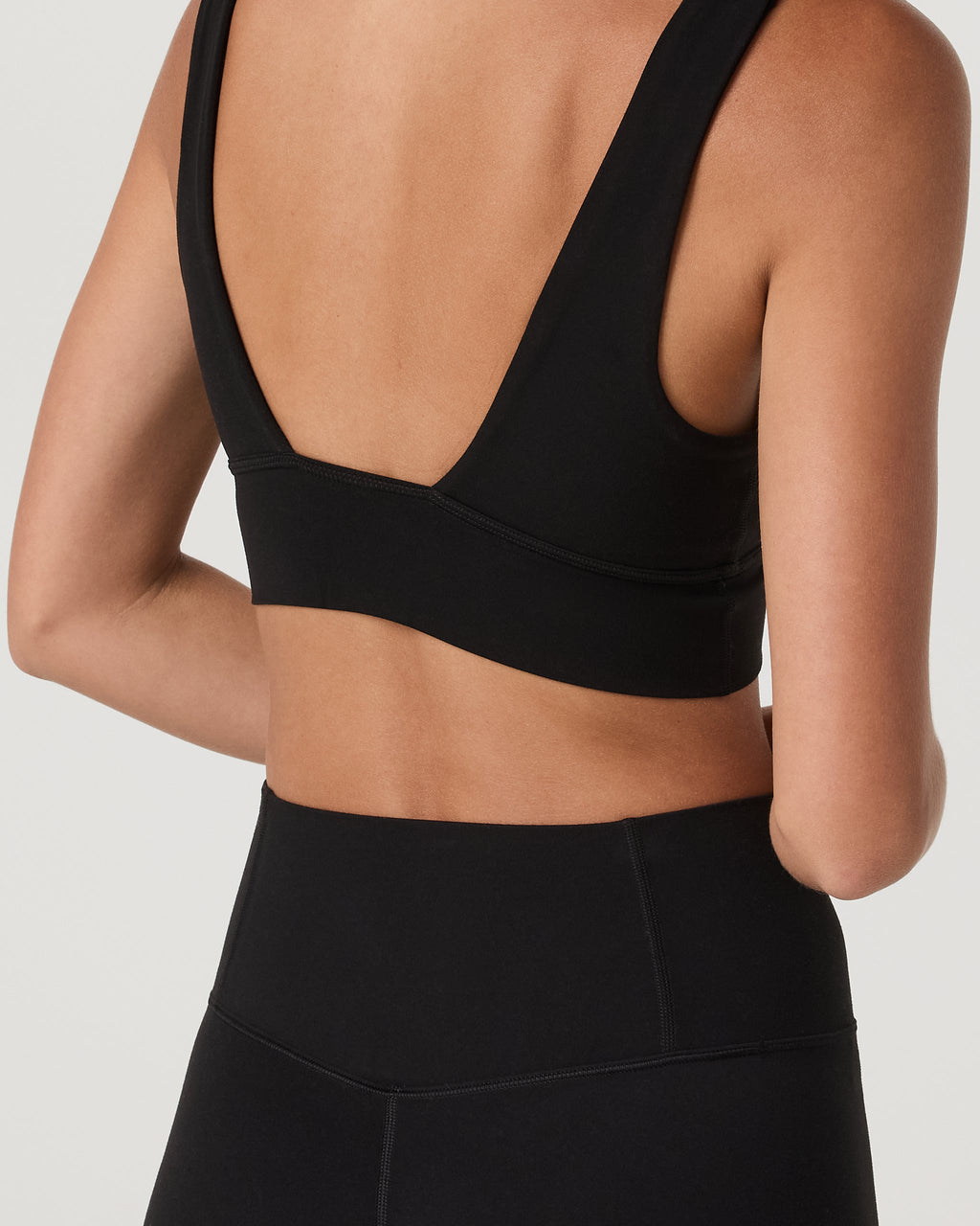 Vuori AllTheFeels™ Triangle Bra | Black