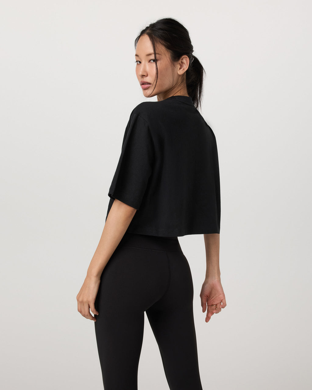 Short Sleeve Heavyweight Crop Cotton Tee | Black