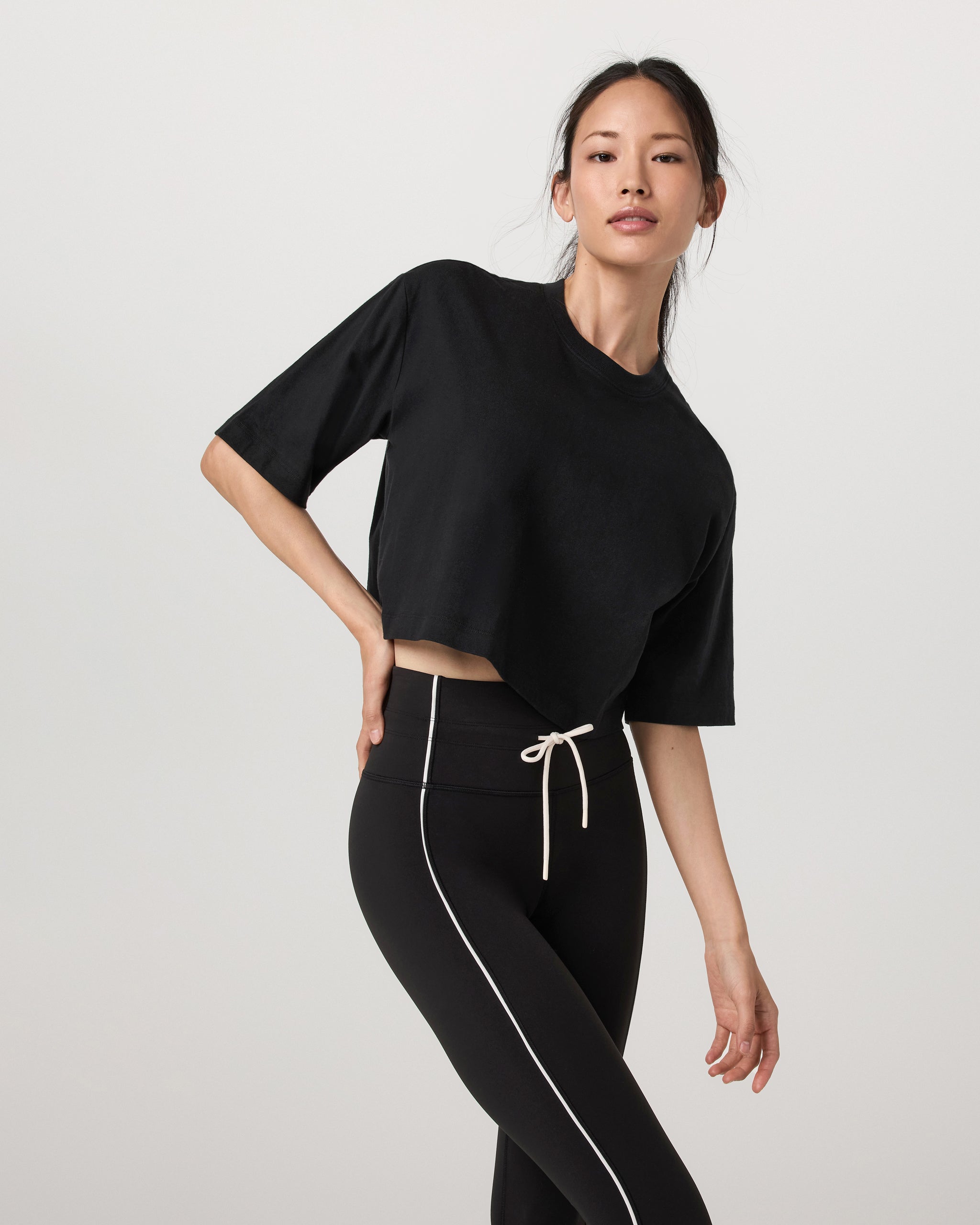 Short Sleeve Heavyweight Crop Cotton Tee | Black