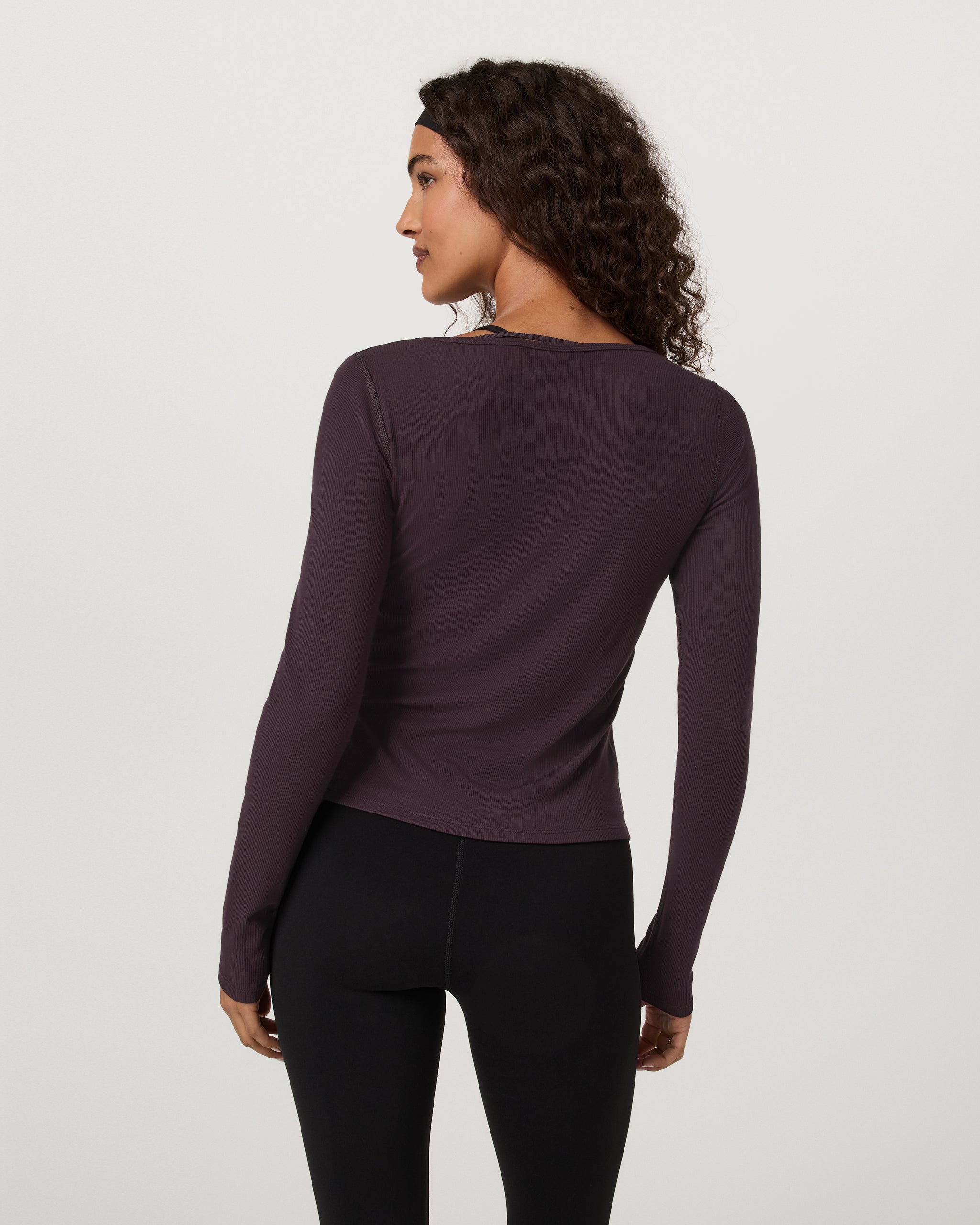 Long Sleeve Cove Ultra Scoop | Raisin