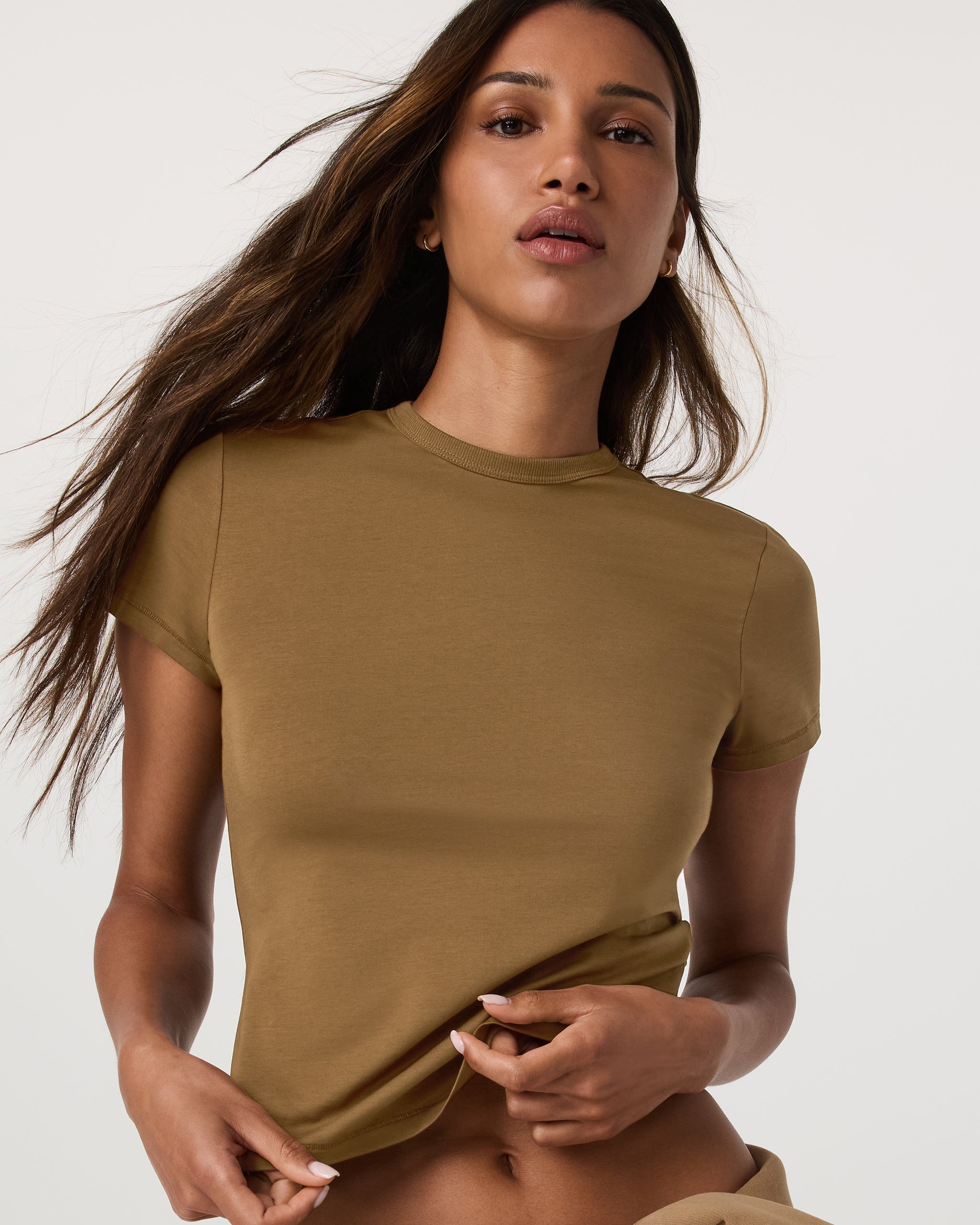 Short Sleeve Feather Classic Tee | Rum