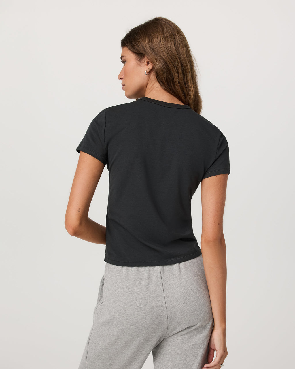 Short Sleeve Feather Classic Tee | Washed Black