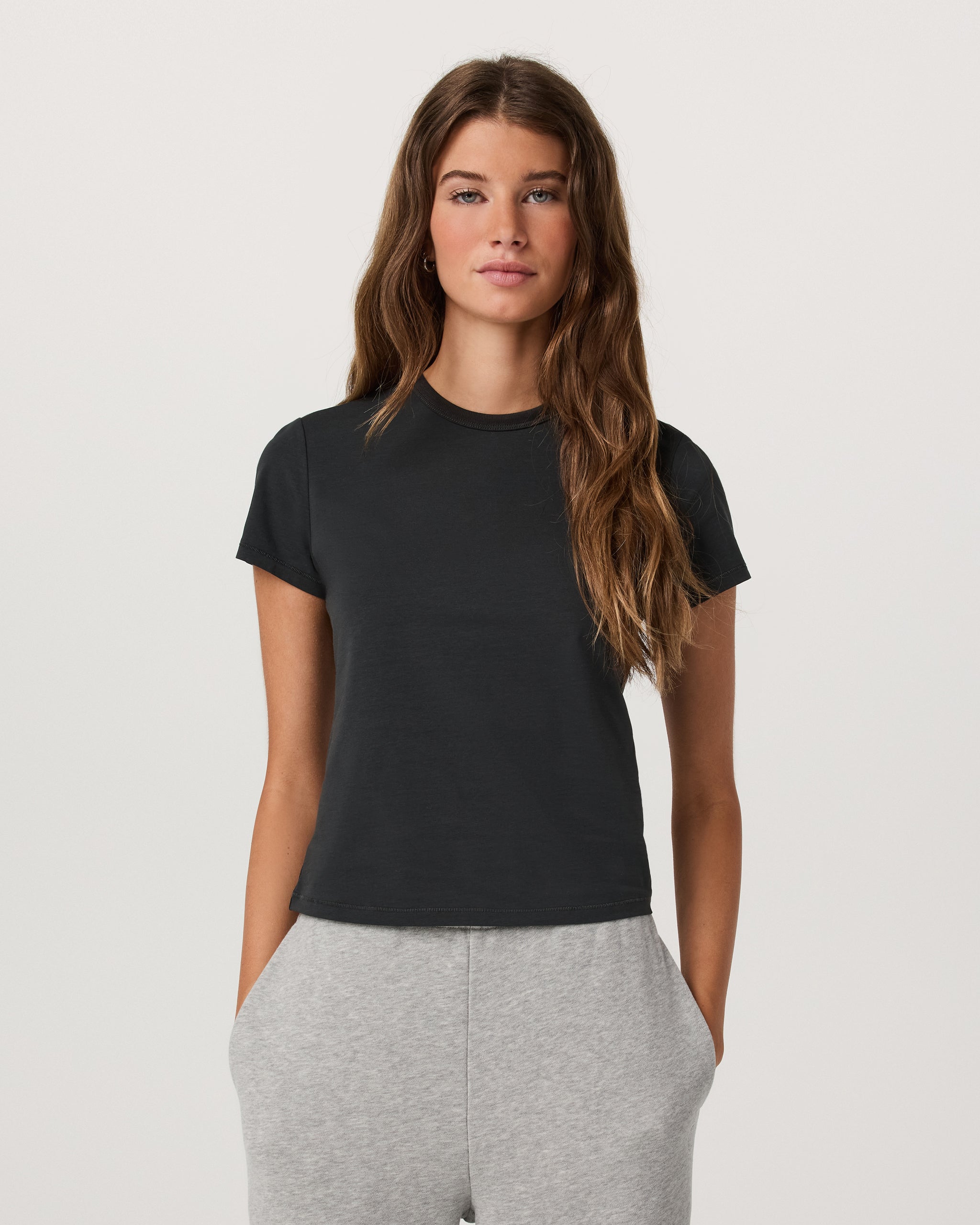 Short Sleeve Feather Classic Tee | Washed Black