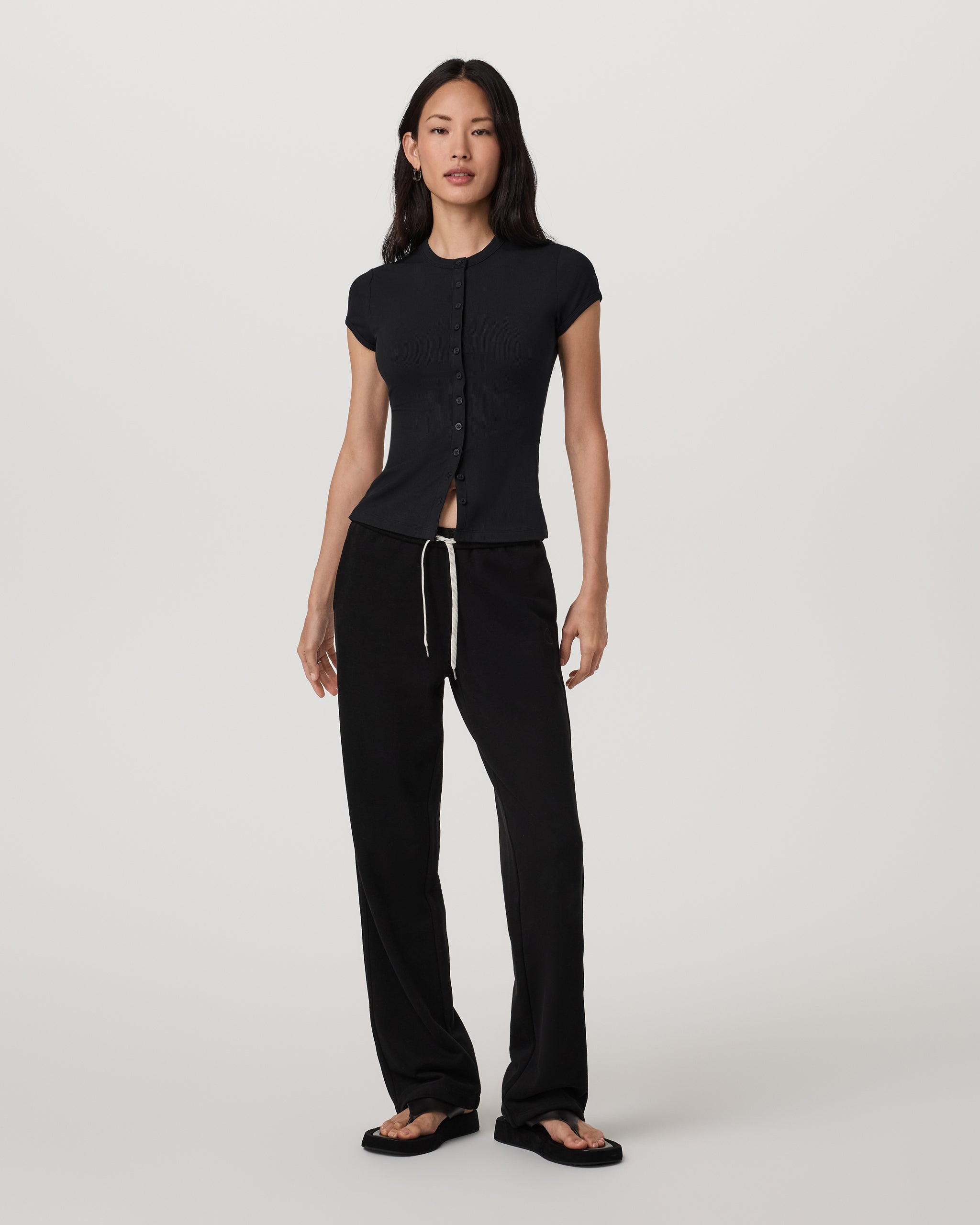 Short Sleeve Pose Button Up | Black