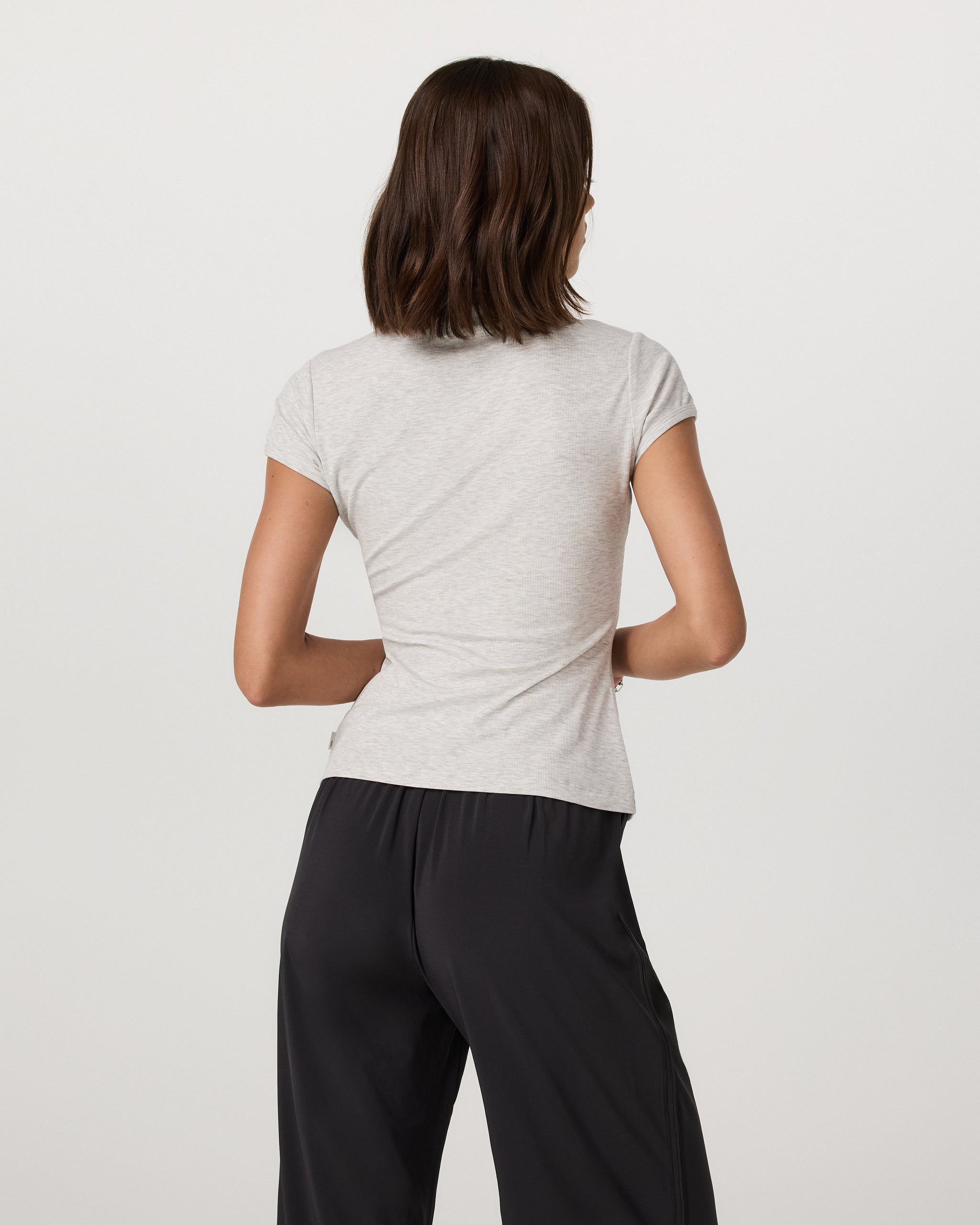 Short Sleeve Pose Button Up | White Heather Grey