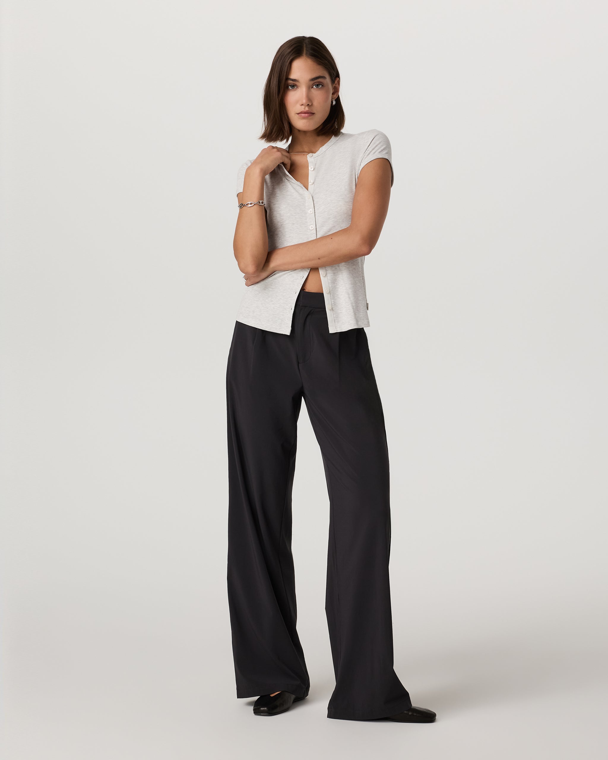 Short Sleeve Pose Button Up | White Heather Grey