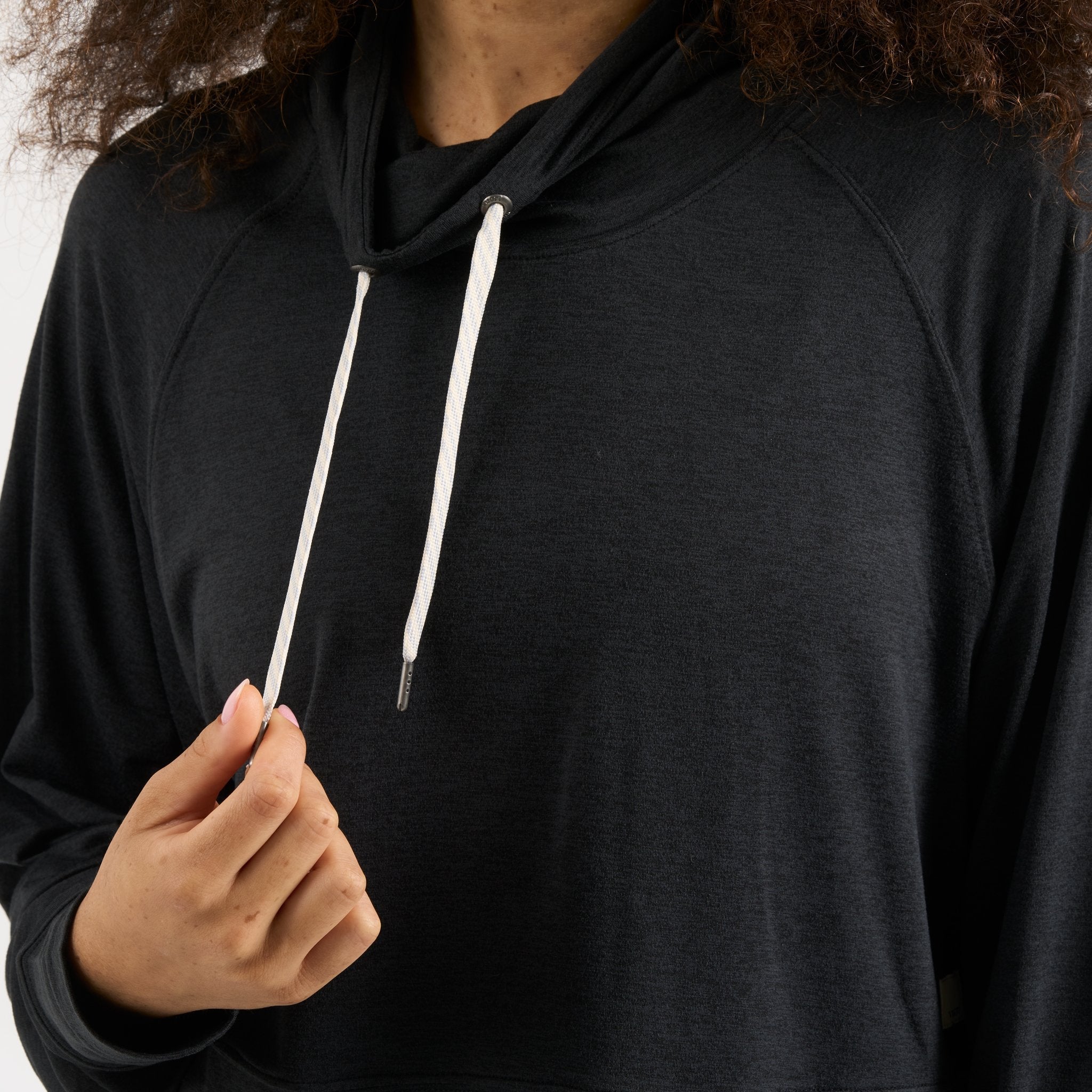 Halo Crop Funnel Neck | Black Heather