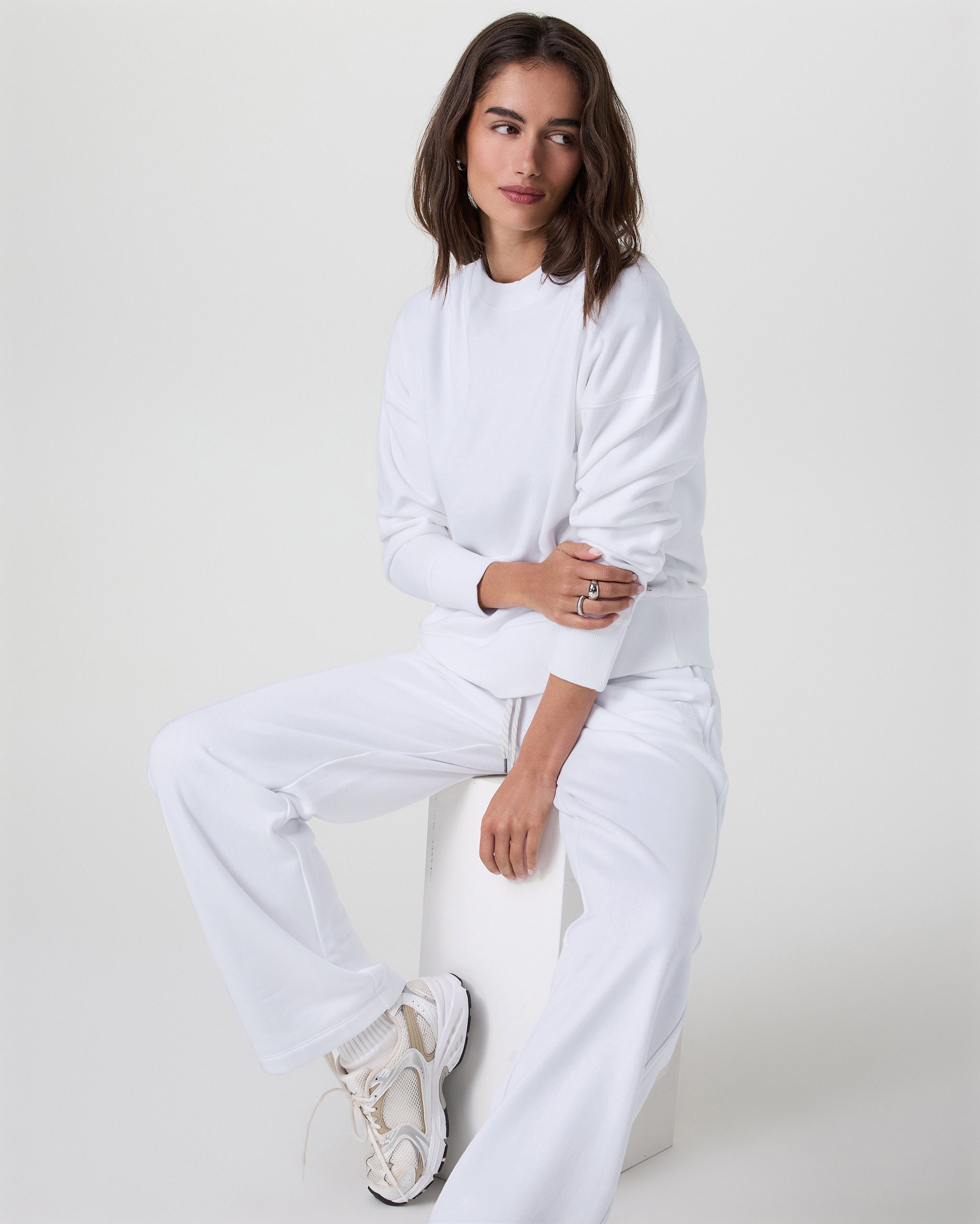 Sedona Weekender Crew | White
