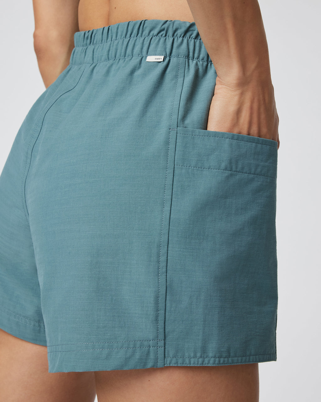 Isla Baggie Short | Iron