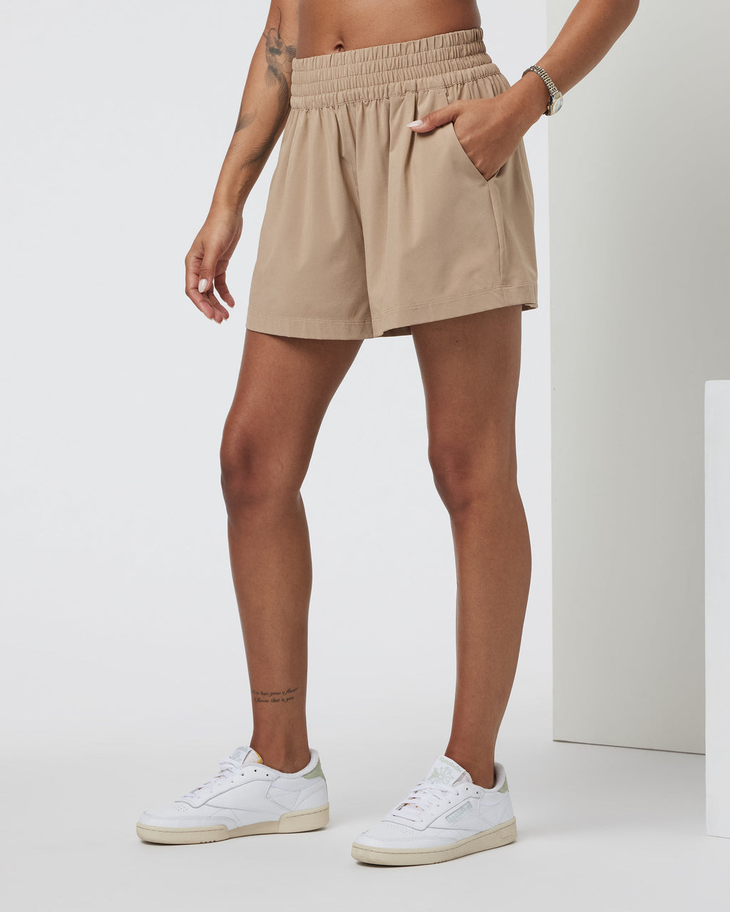 Villa Short | Goldenrod