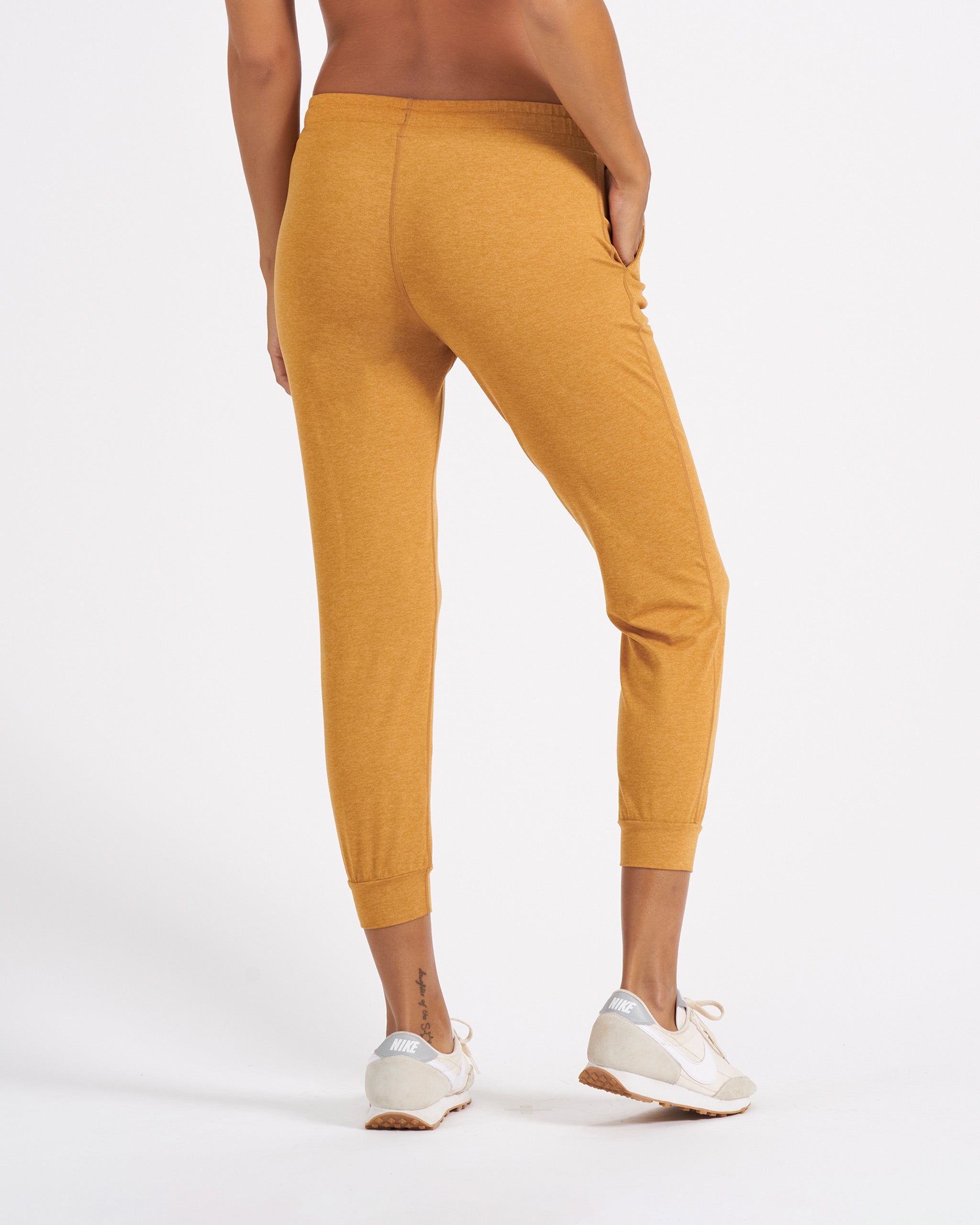 Performance Jogger | Flax Heather