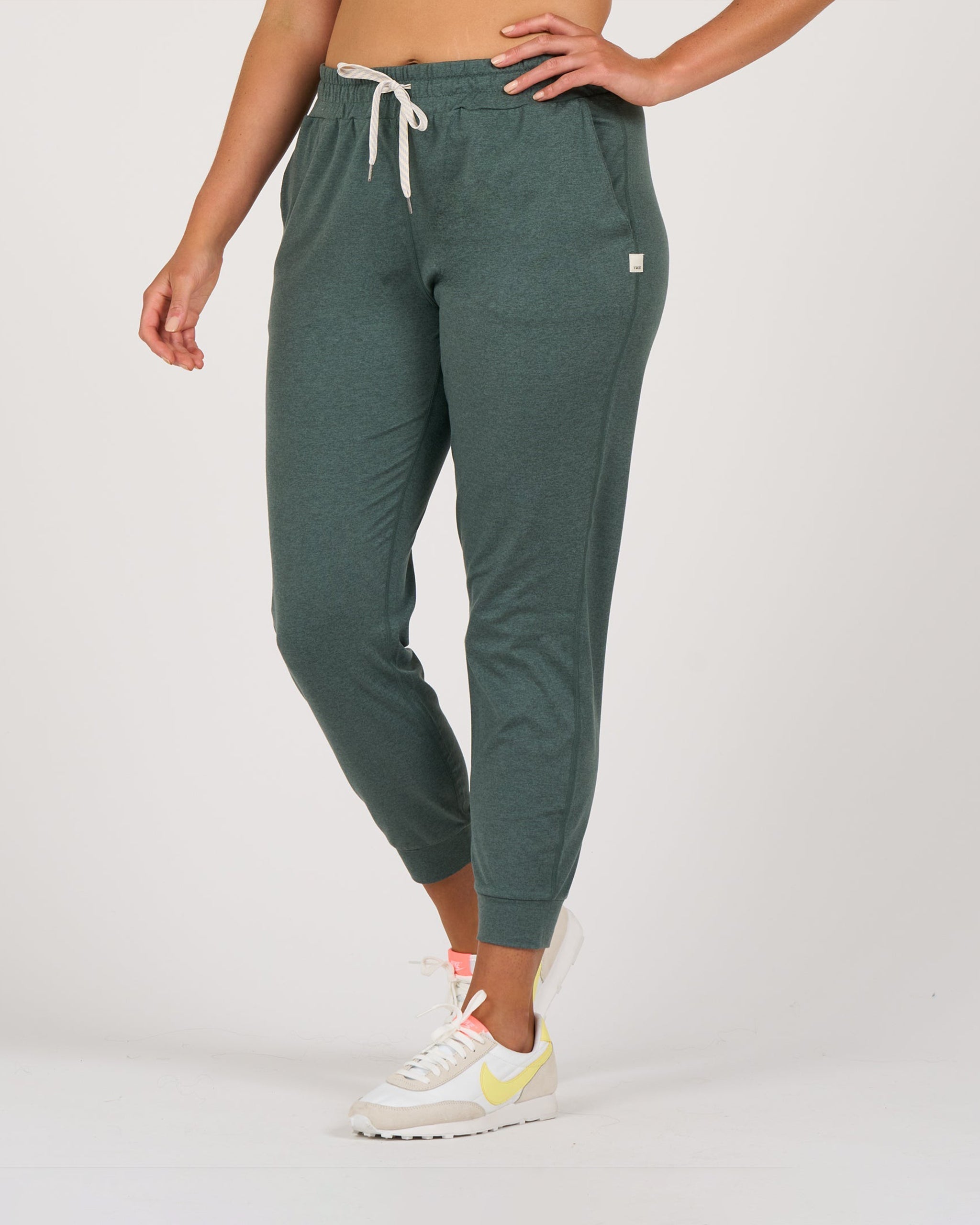 Performance Jogger | Kelp Heather