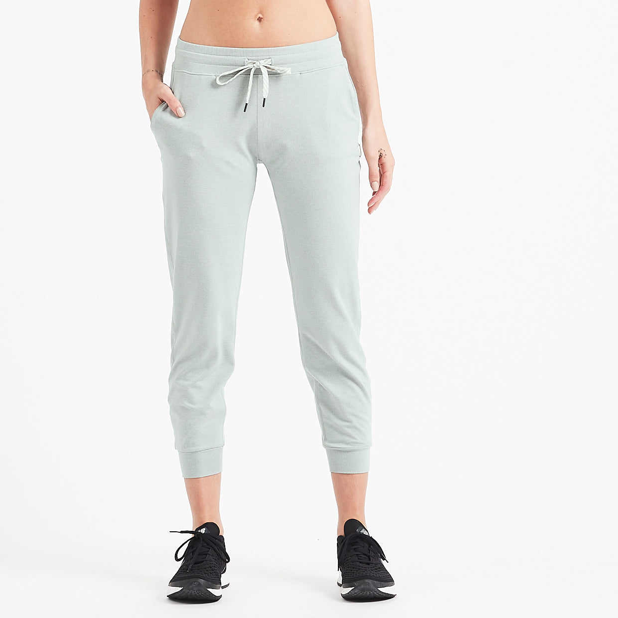 Performance Jogger | Sage Heather