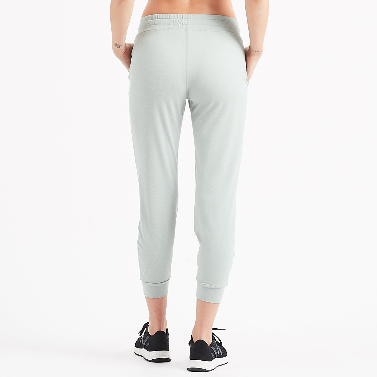 Performance Jogger | Sage Heather