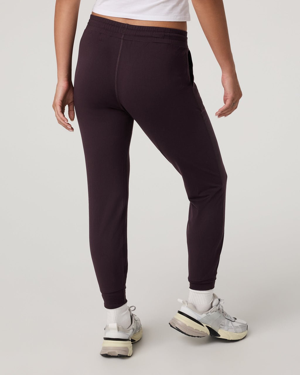 Performance Jogger | Raisin