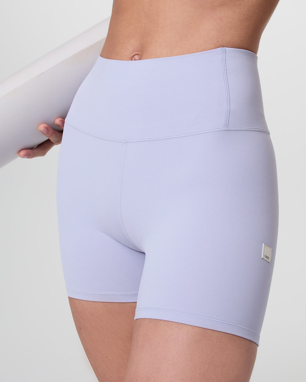 Vuori AllTheFeels™ Short 4" | Lavender Mist