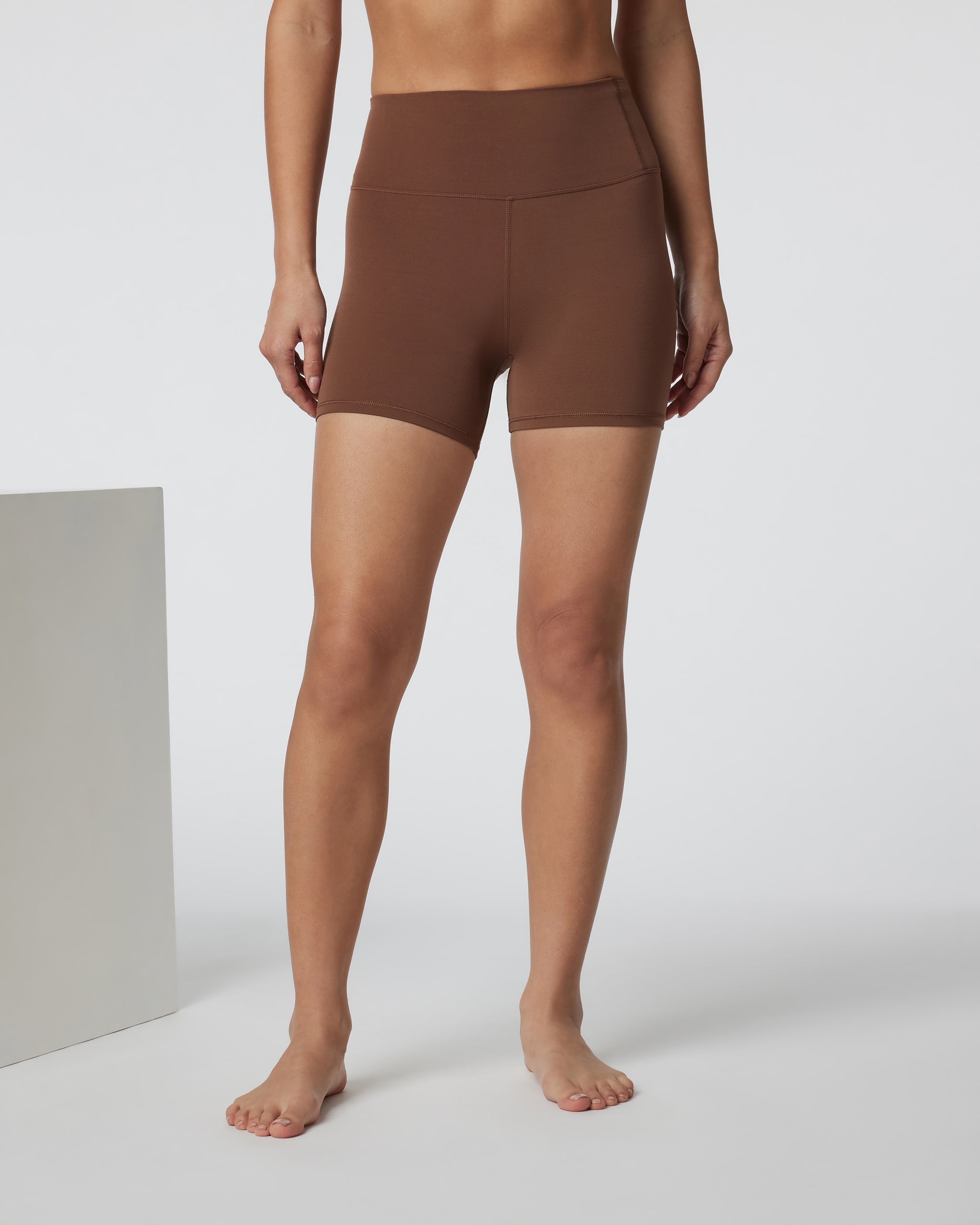 Vuori AllTheFeels™ Short 4" | Pepper