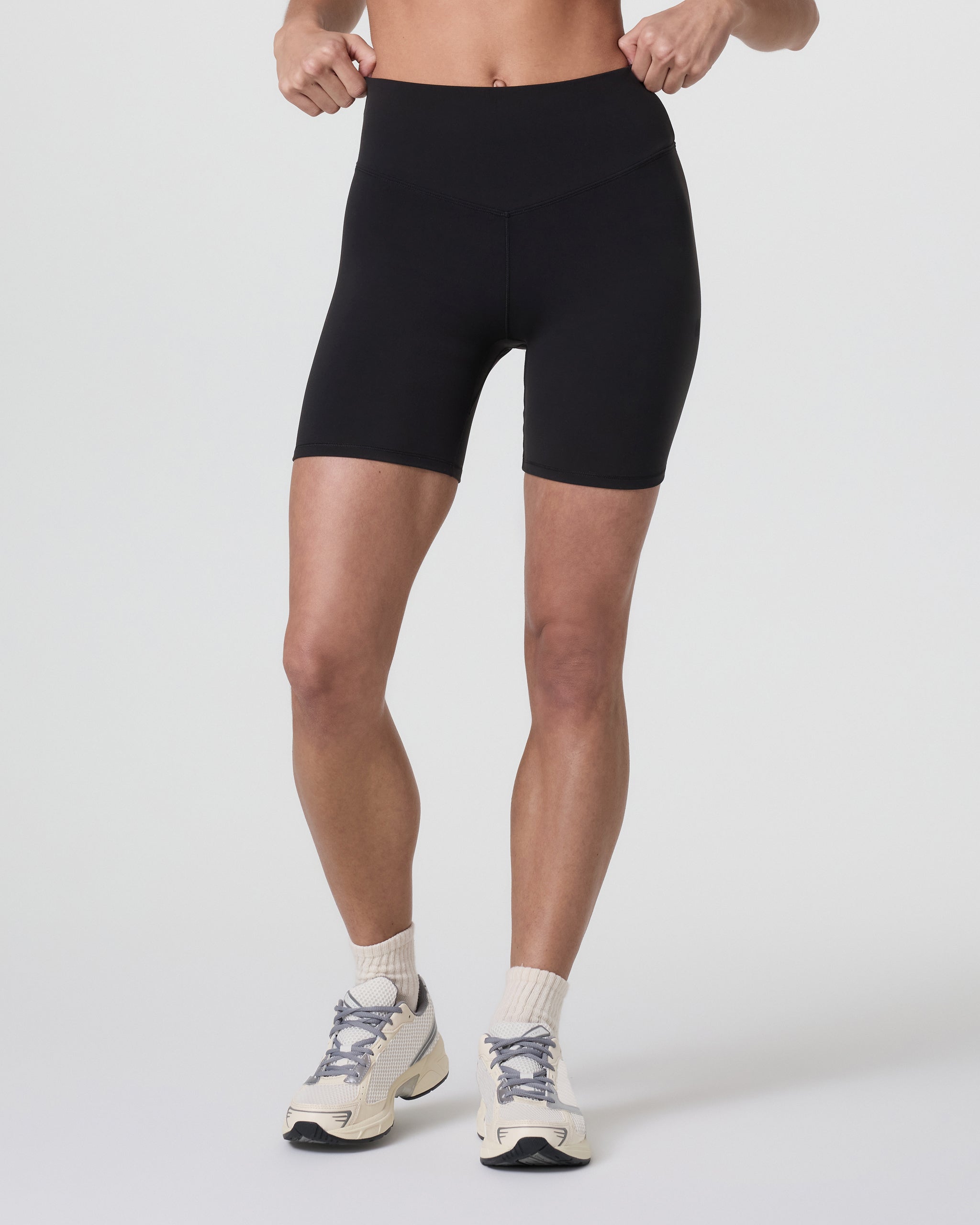 Vuori AllTheForm™ Short 6" | Black