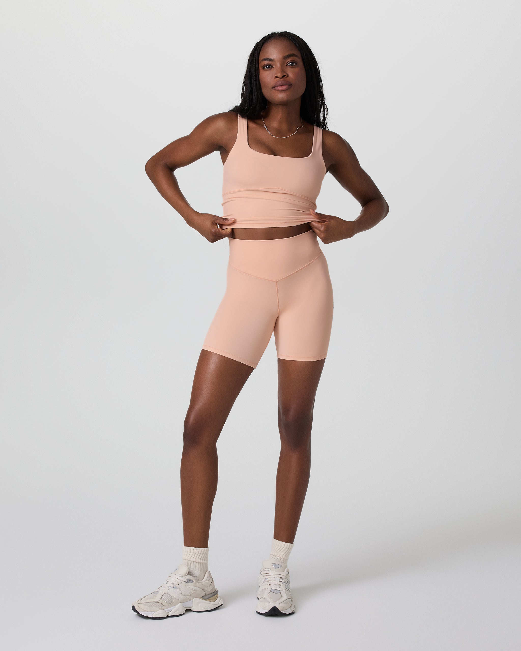 Vuori AllTheForm™ Short 6" | Bright Peach