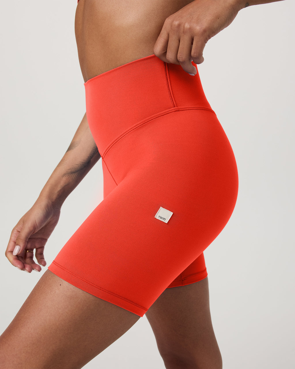 Vuori AllTheForm™ Short 6" | Bright Poppy