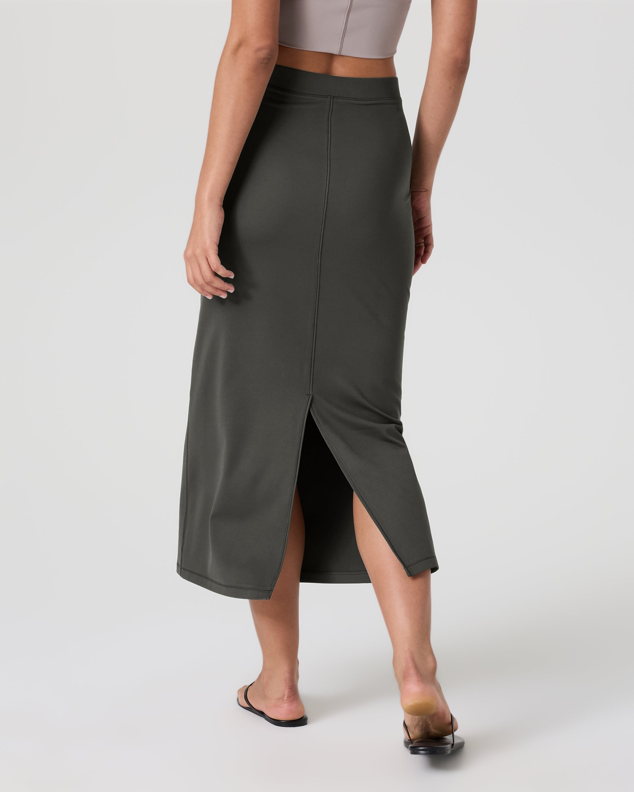 Halo Column Skirt | Kale