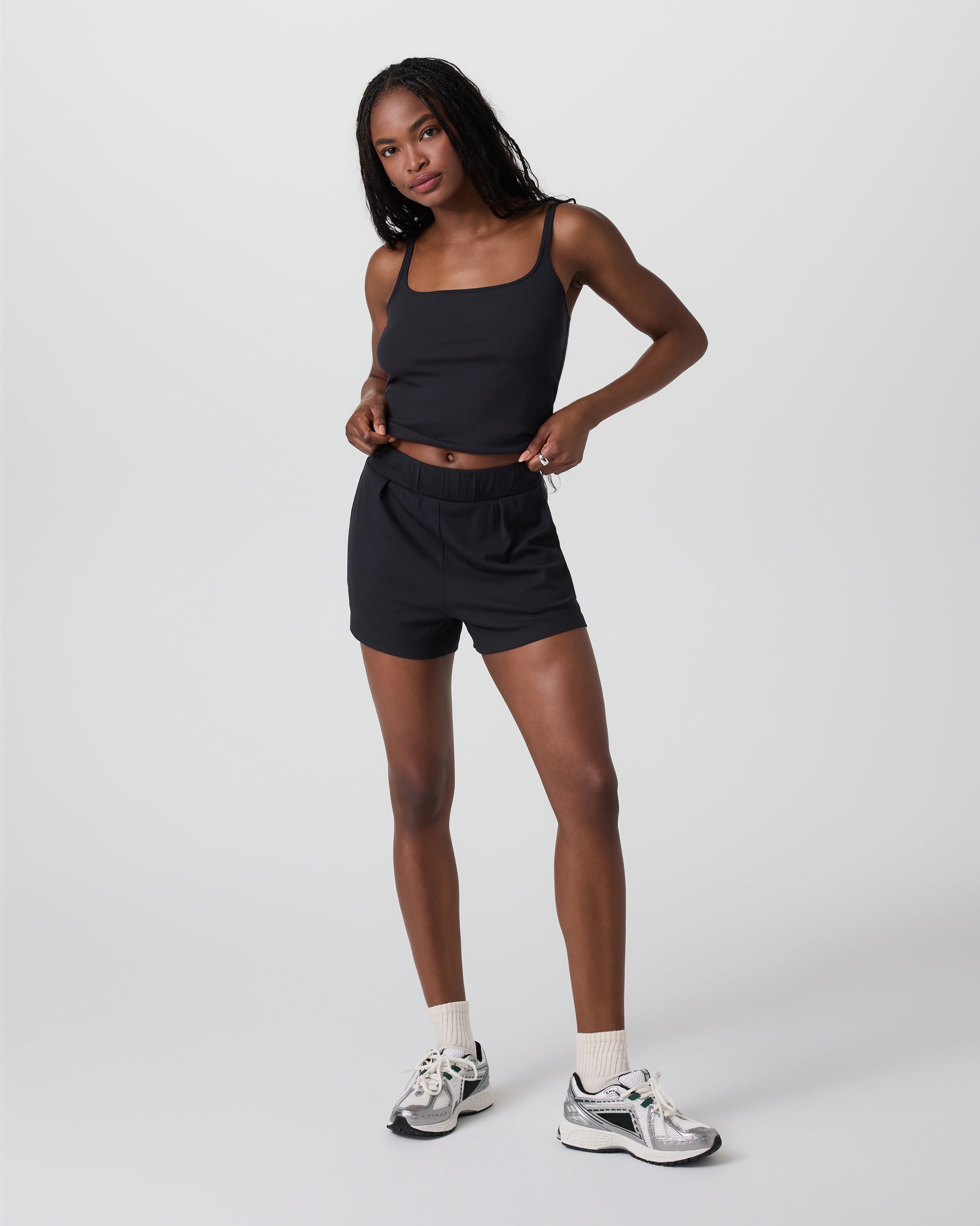 Pose Short | Black