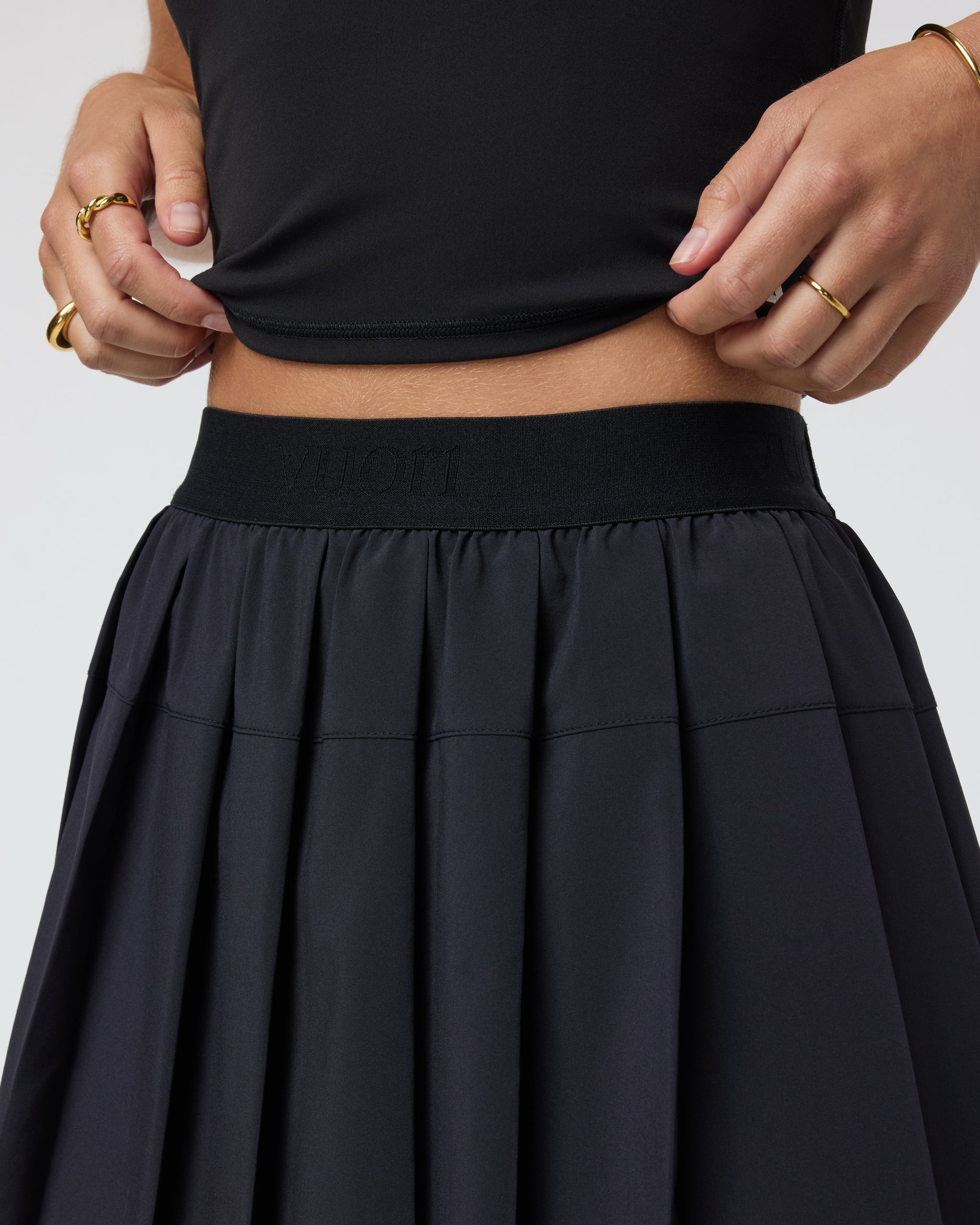 Elevate Clementine Skirt | Black