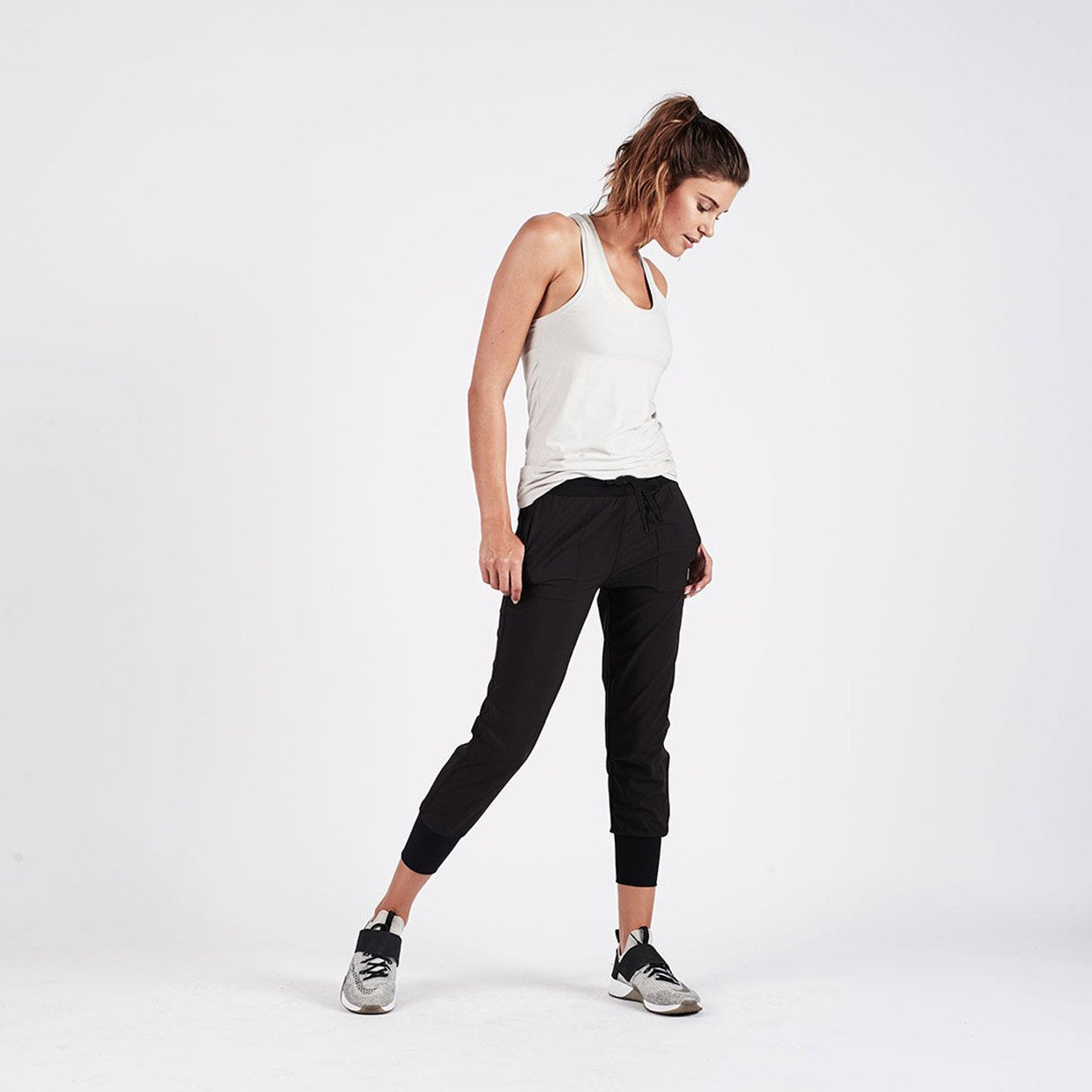 Summits Woven Jogger | Black