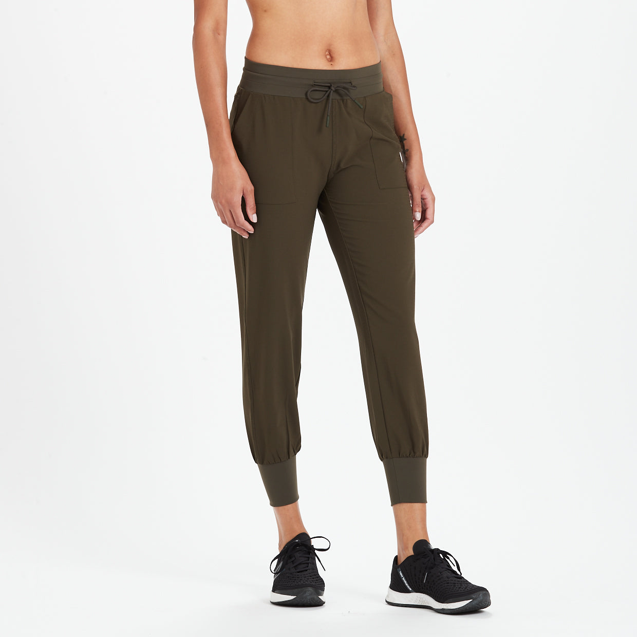 Summits Woven Jogger | Evergreen