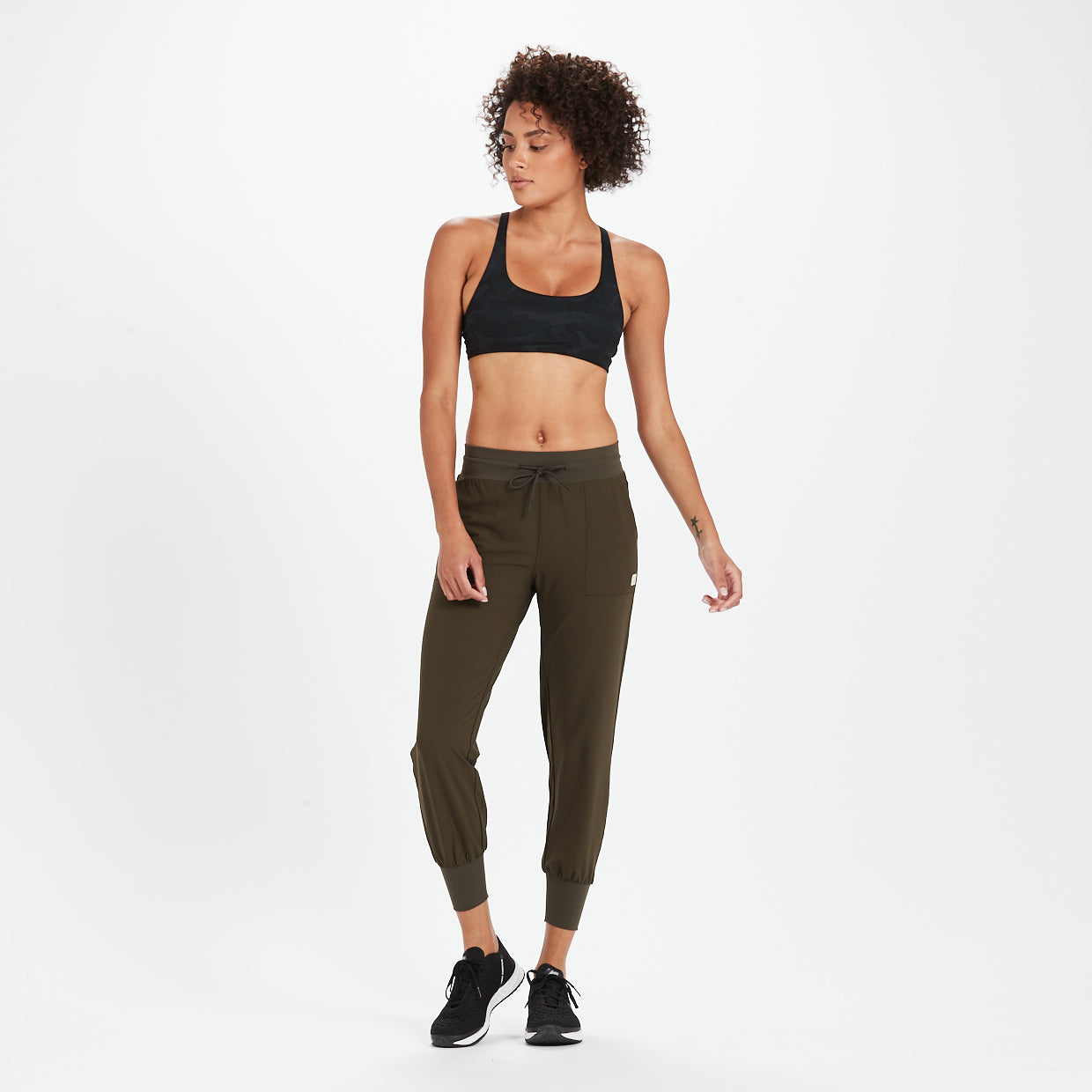 Summits Woven Jogger | Evergreen
