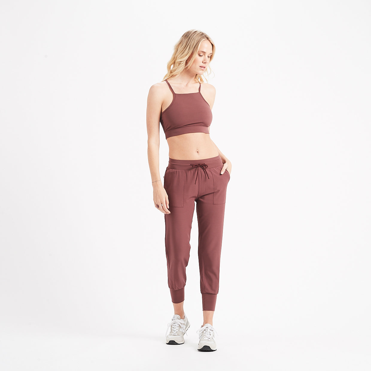 Summits Woven Jogger | Fig