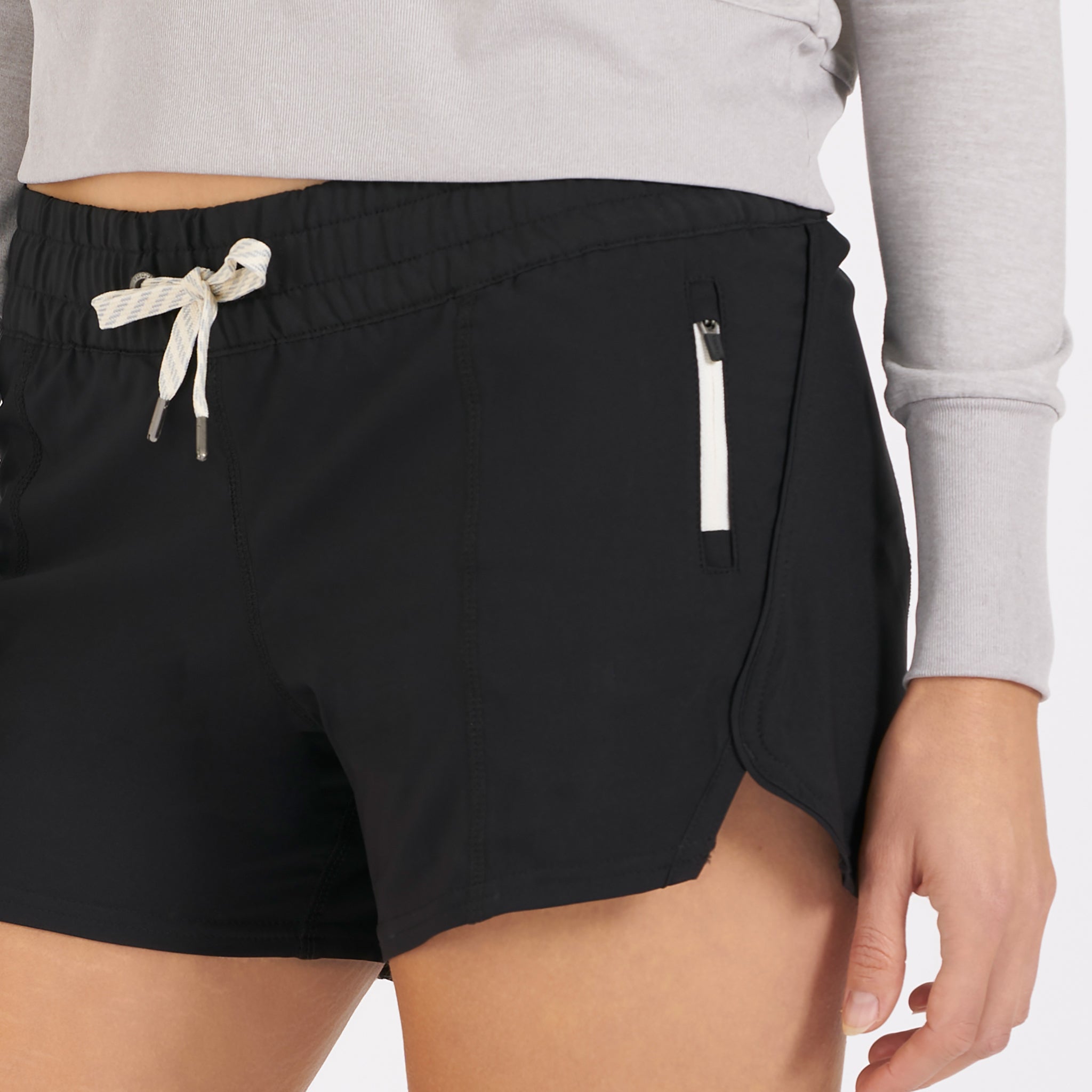Clementine Short 4 | Black